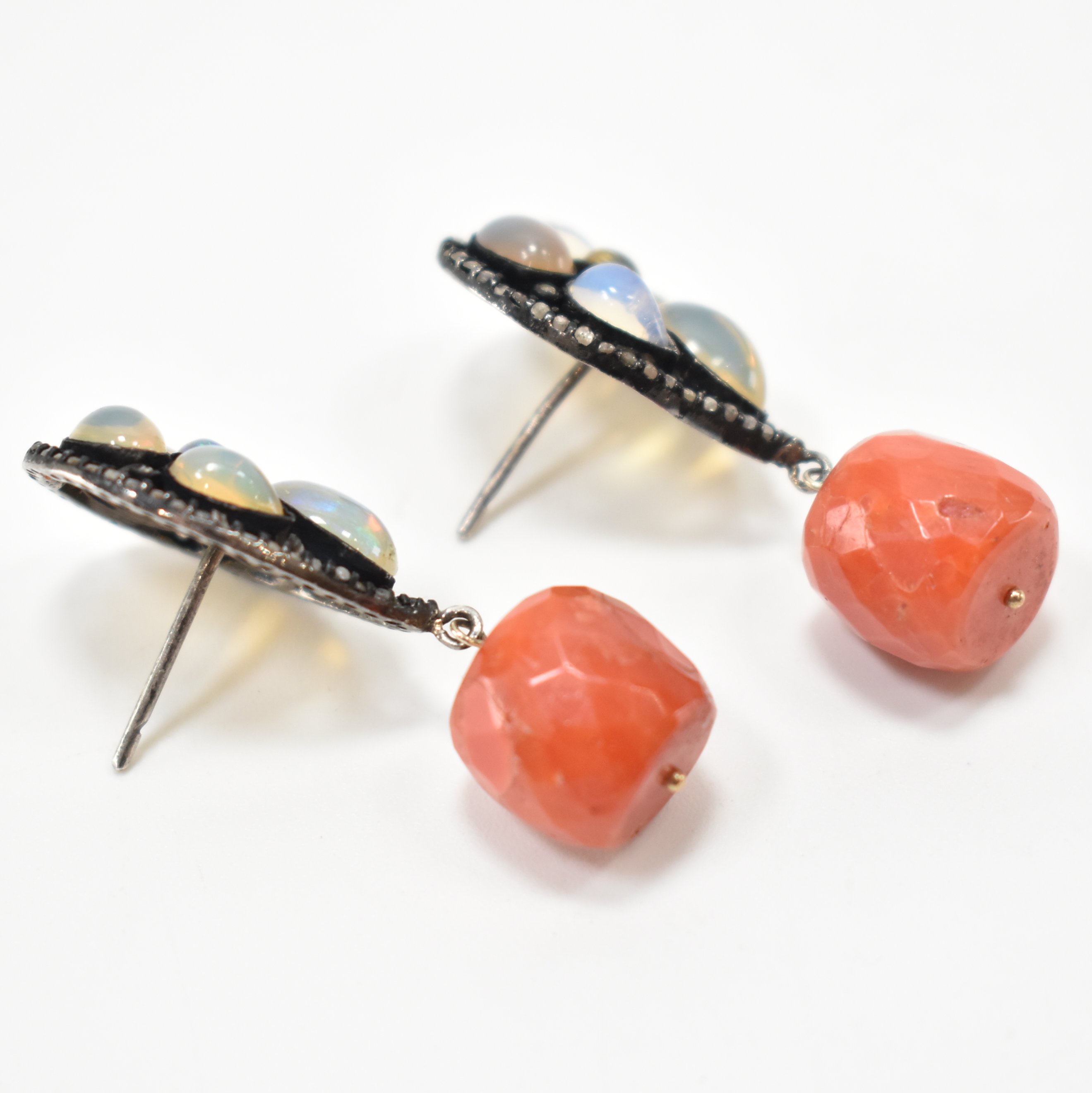 VINTAGE OPAL DIAMOND & CORAL DROP EARRINGS - Image 4 of 4