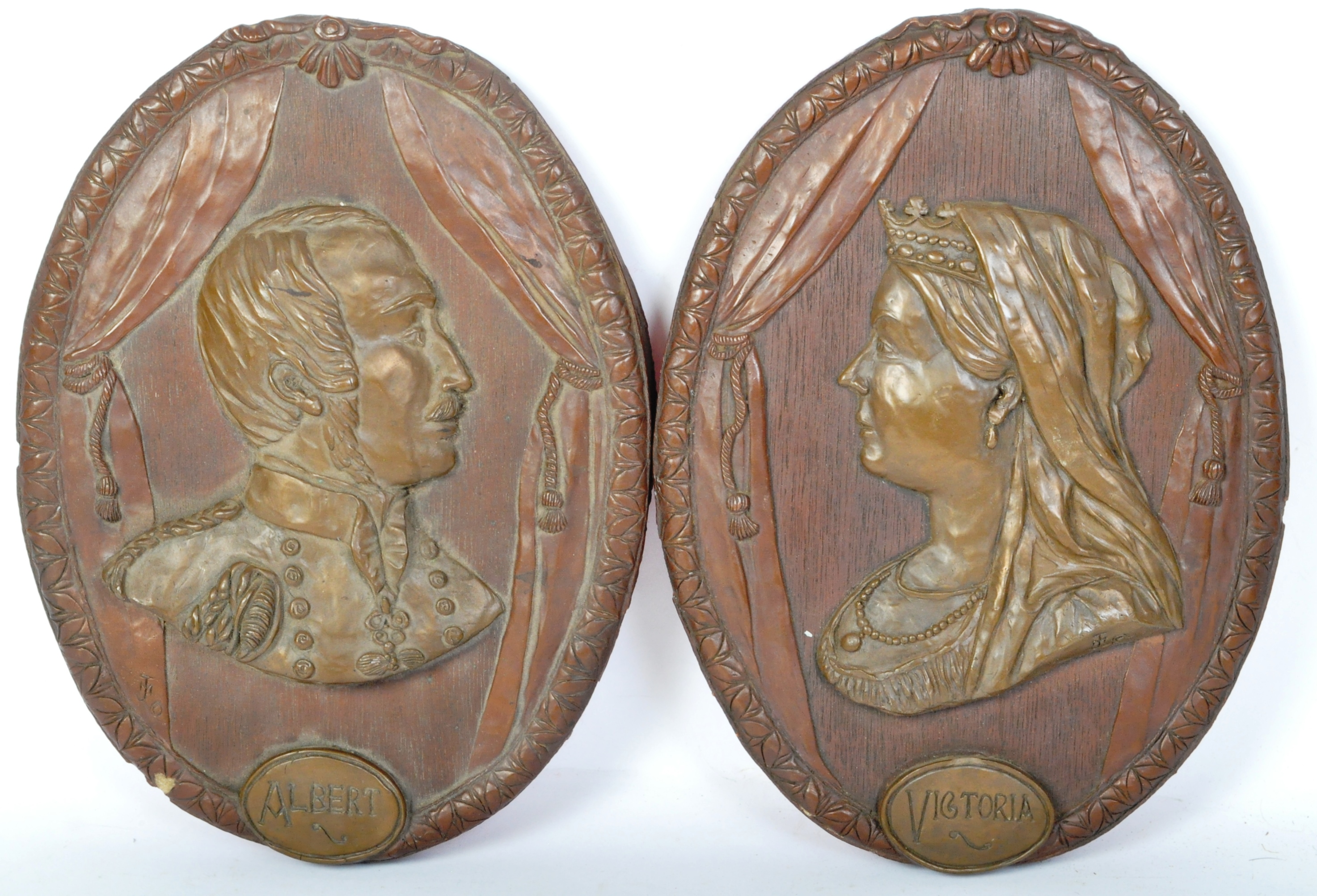 Plaster Oval Home Décor Plaques & Signs for sale