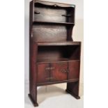 EARLY 20TH CENTURY OAK ARTS & CRAFTS STYLE DRESSER