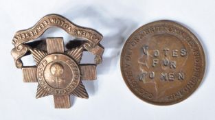 WWI FIRST WORLD WAR BRITISH WOMENS RESERVE CAP BADGE & SUFFRAGETTE PENNY