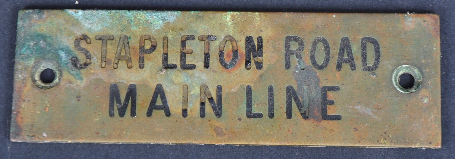 COLLECTION OF RAILWAYS SIGNAL BOX LEVER PLATES AND SIGN - Bild 4 aus 5