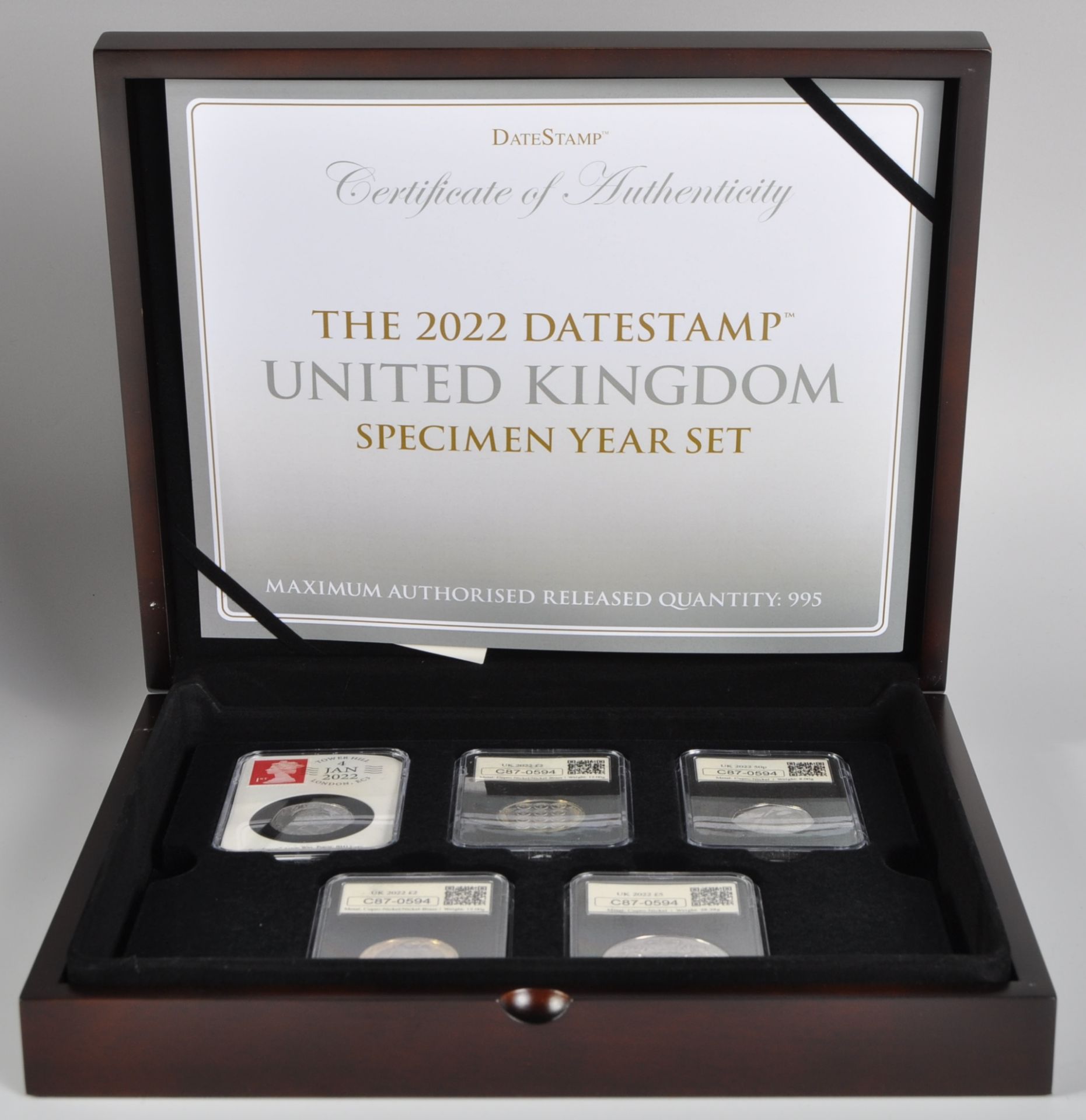 COINS - DATESTAMP - 2022 UNITED KINGDOM SPECIMEN YEAR SET