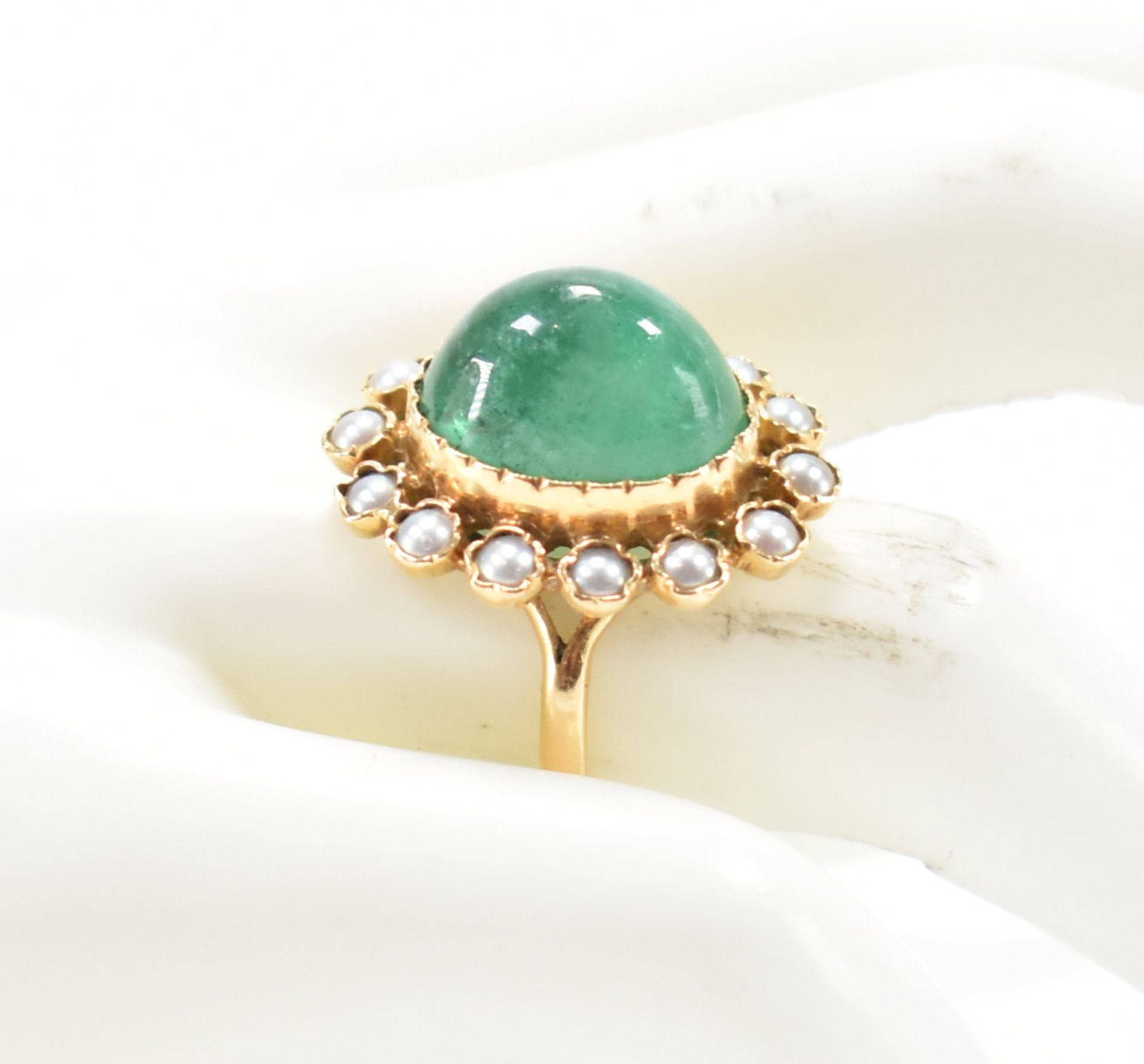FRENCH 18CT GOLD EMERALD & PEARL CLUSTER RING - Bild 9 aus 9