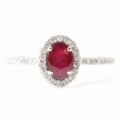 HALLMARKED 18CT GOLD RUBY & DIAMOND CLUSTER RING