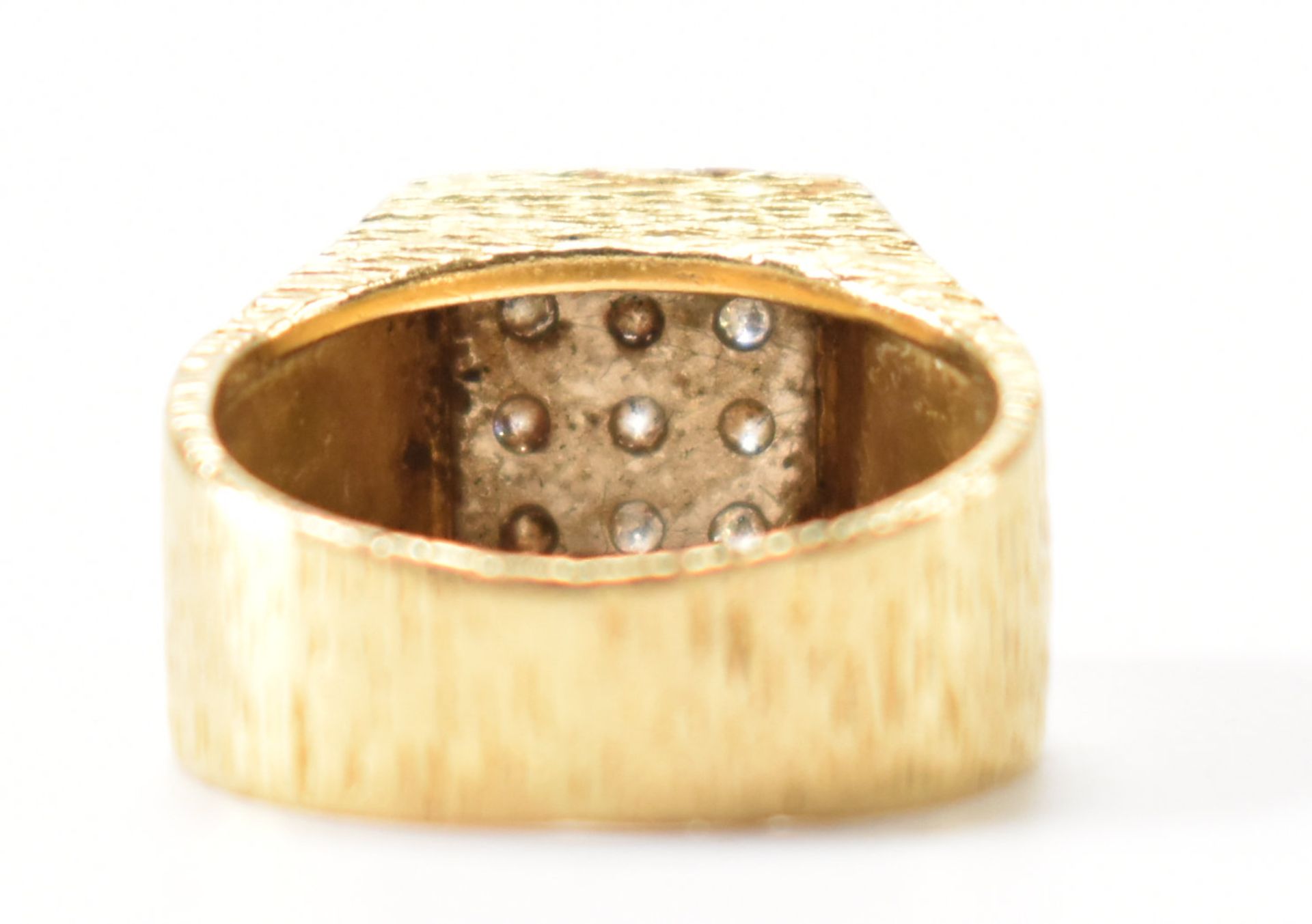 HALLMARKED 18CT GOLD & DIAMOND RING - Bild 3 aus 10