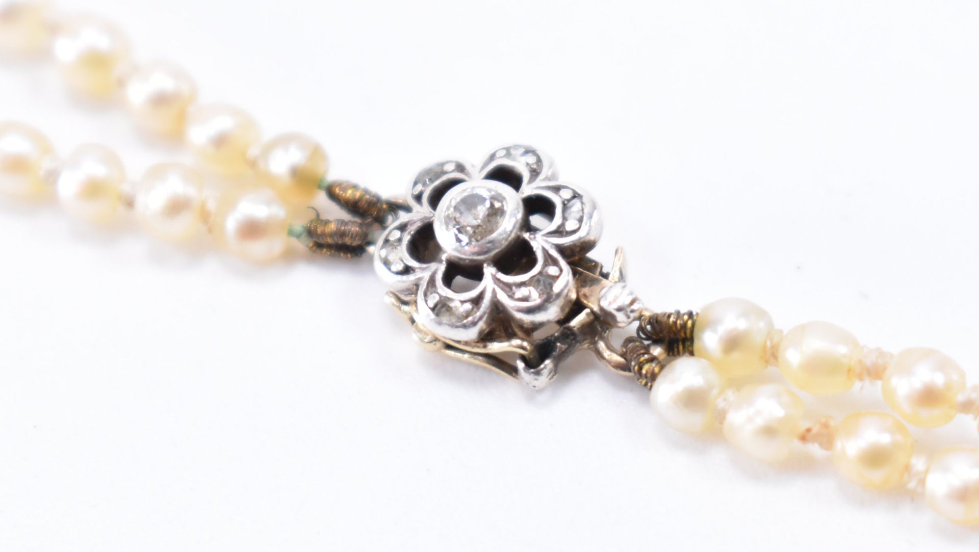 ANTIQUE PEARL & DIAMOND NECKLACE - Image 3 of 4