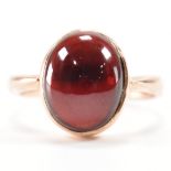 VINTAGE GOLD & GARNET RING