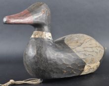 EARLY 20TH CENTURY FOLK ART CARVED WOOD DECOY DUCK