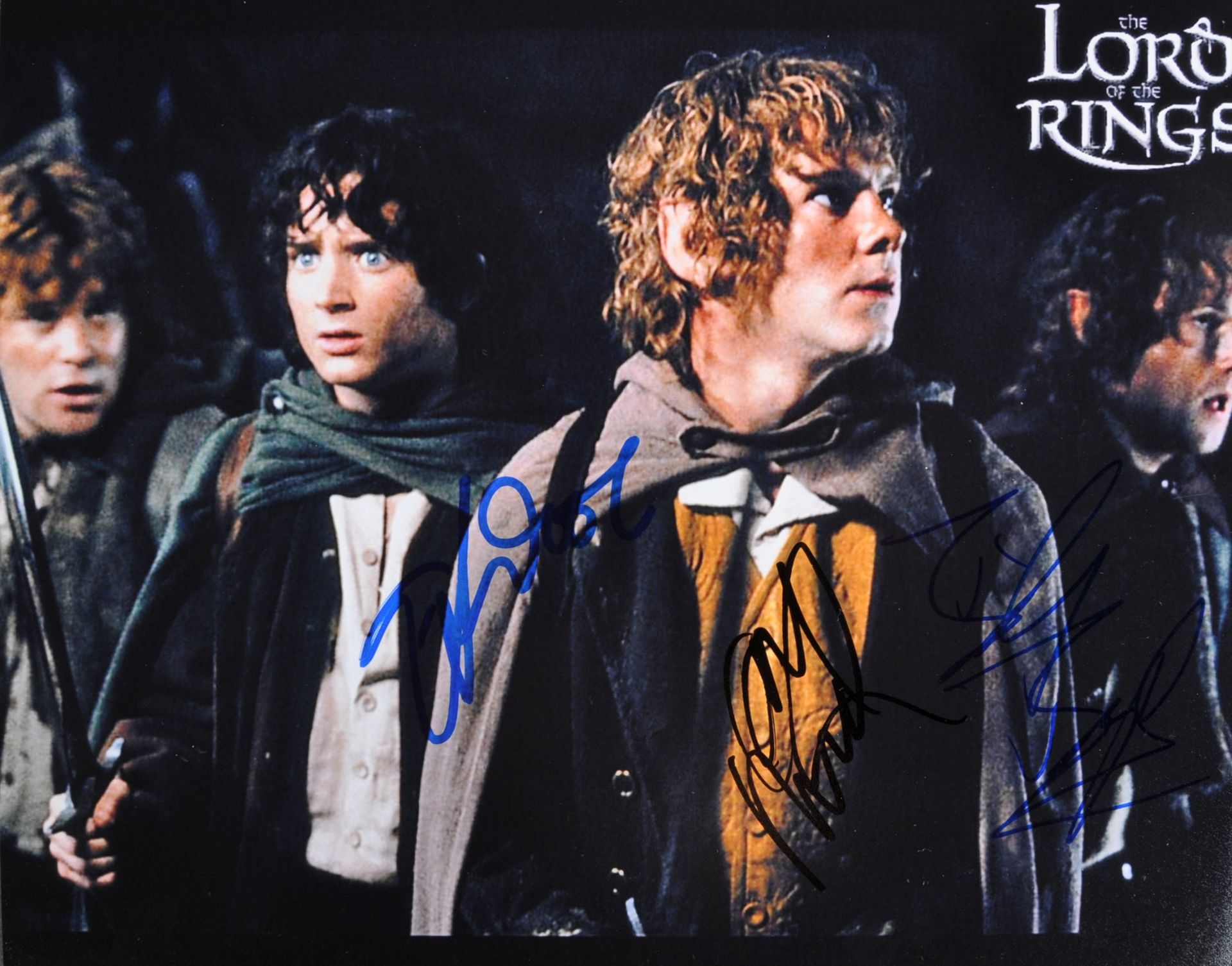 LORD OF THE RINGS - CAST MULTI-SIGNED - 8X10 SIGNED AUTOGRAPH