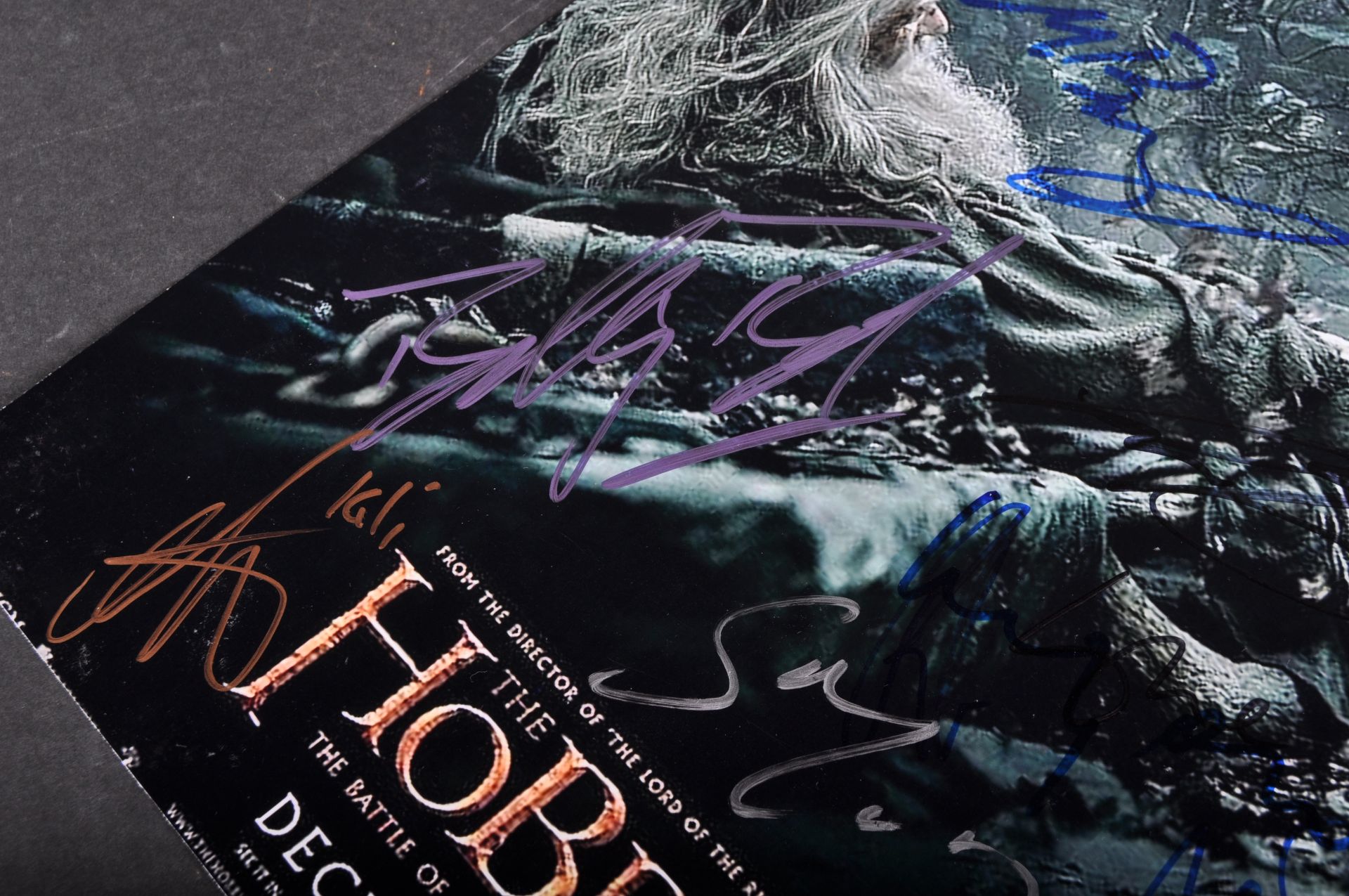 THE HOBBIT - CAST MULTI-SIGNED - 16X12 SIGNED POSTER - AFTAL - Image 2 of 5