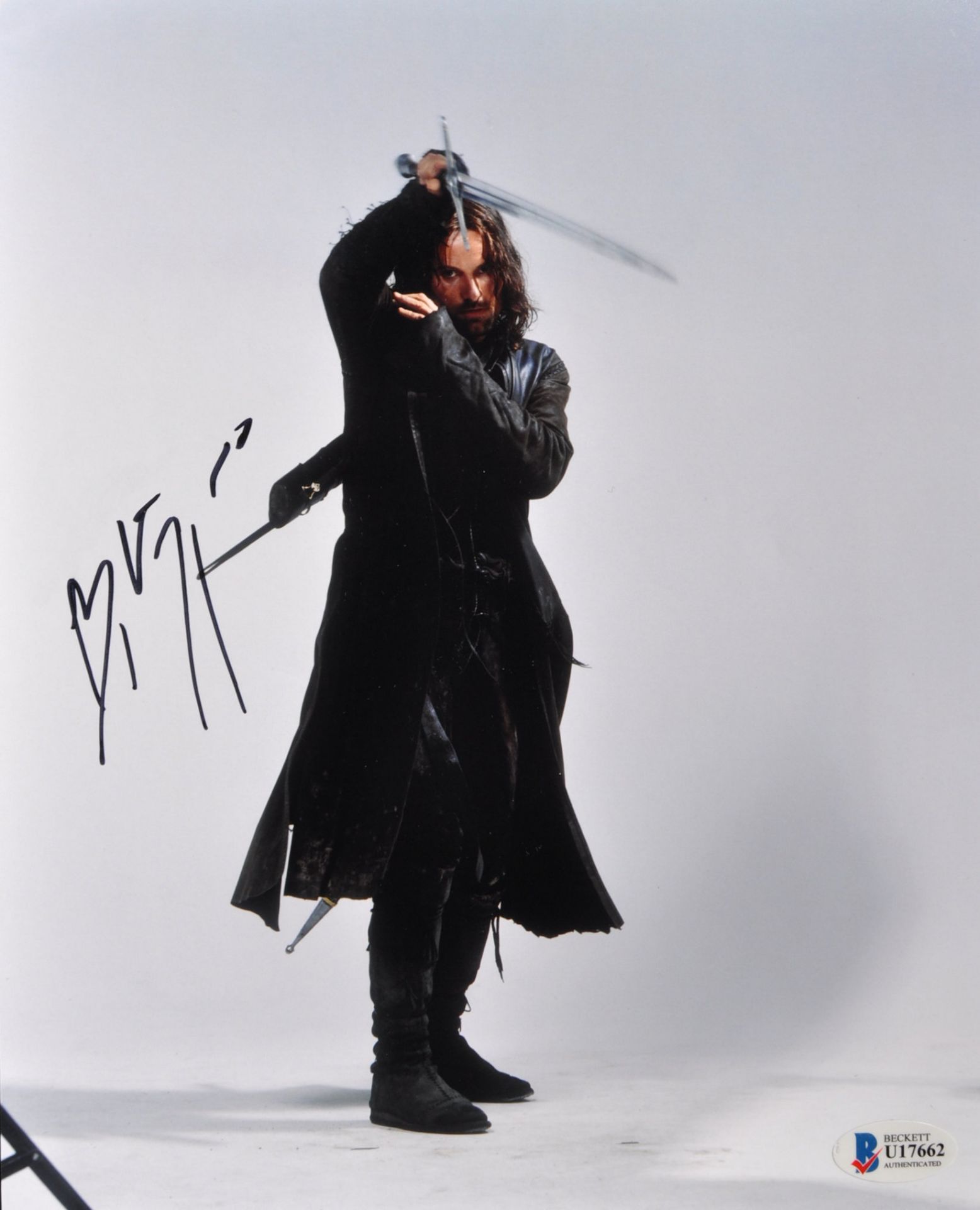 LORD OF THE RINGS - VIGGO MORTENSEN ( ARAGON ) - SIGNED AUTOGRAPH