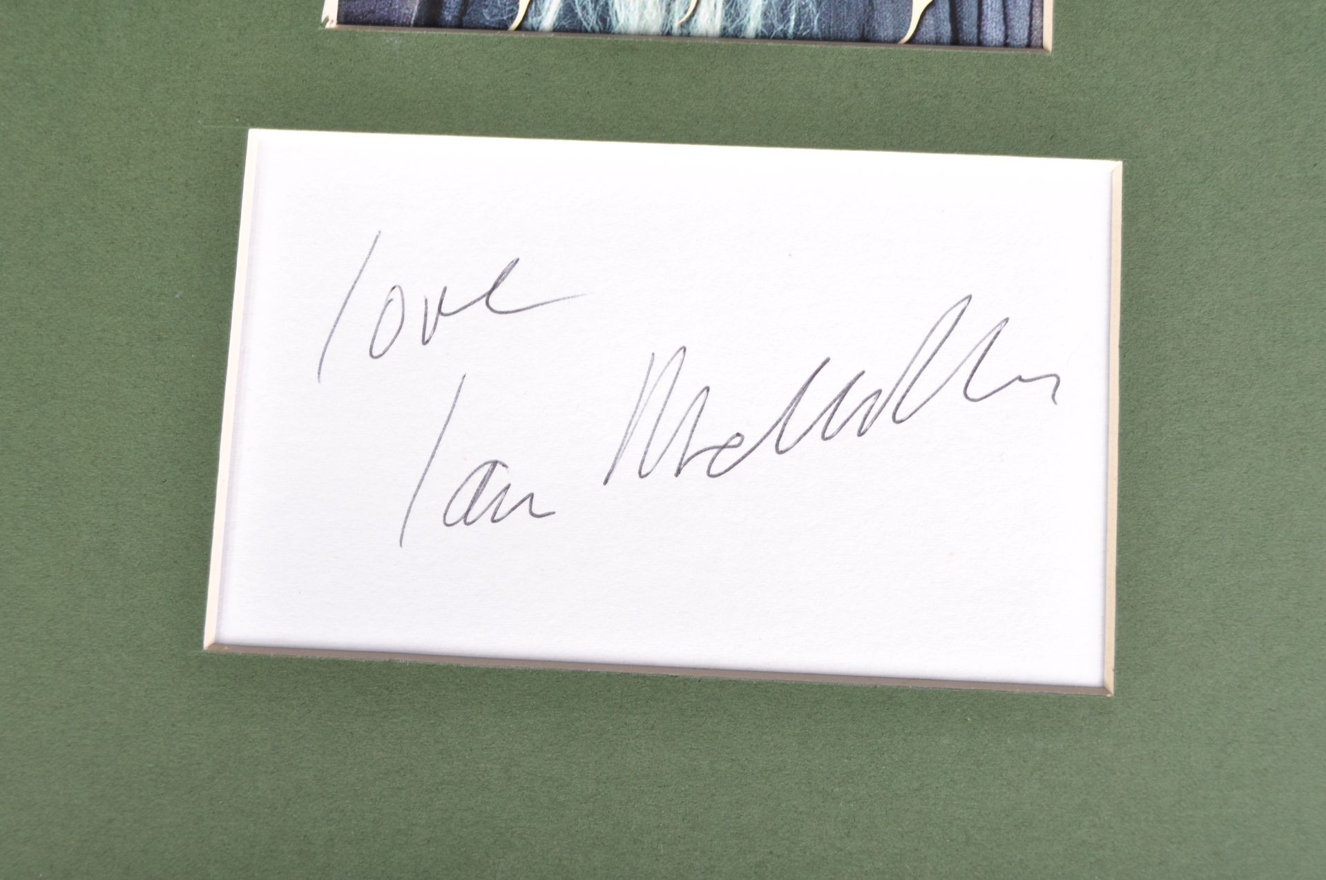 LORD OF THE RINGS - IAN MCKELLEN - PRESENTATION AUTOGRAPH - Image 2 of 2