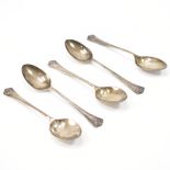 FIVE 1930S SILVER HALLMARKED TEASPOONS