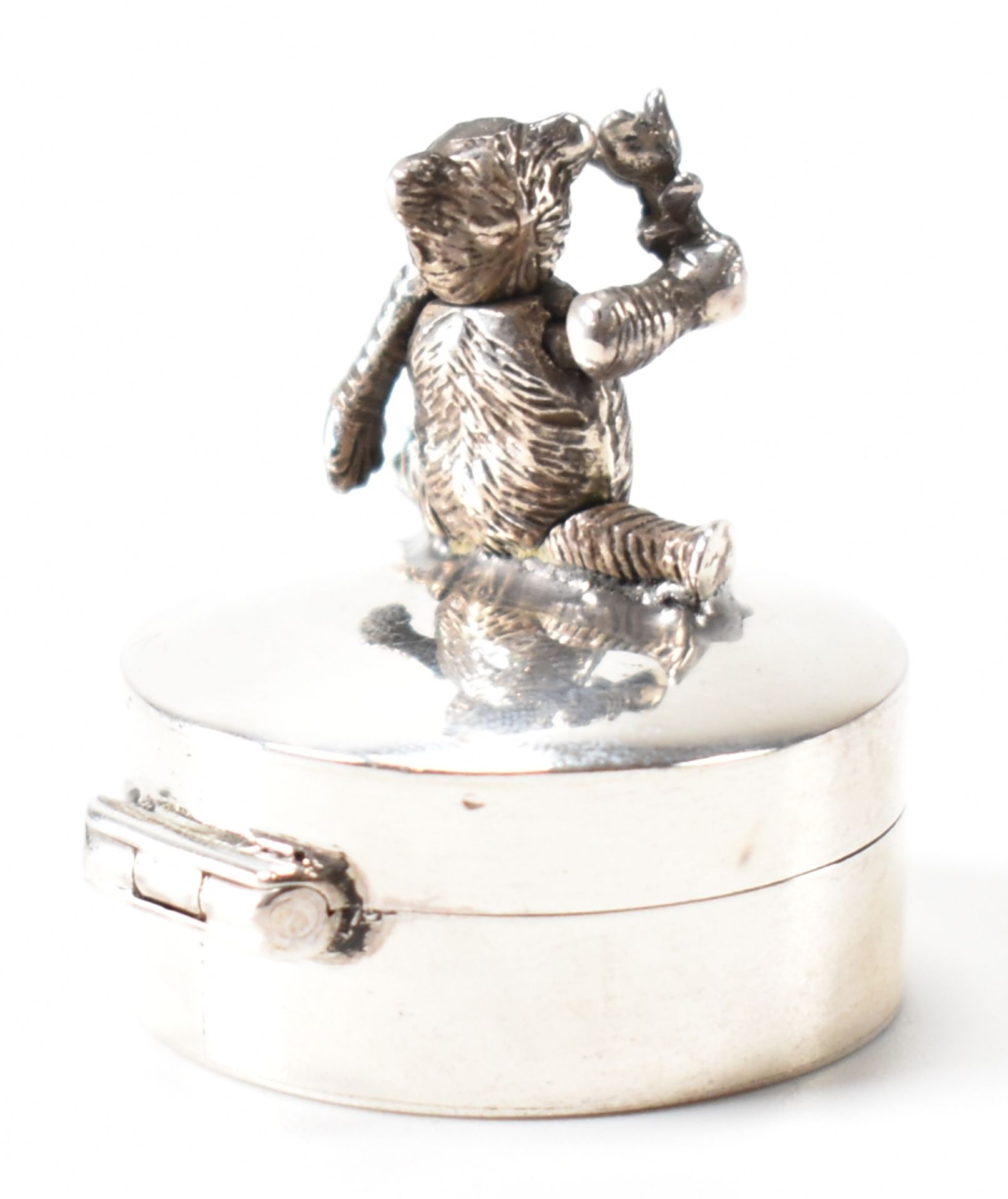 925 SILVER LIDDED BOX WITH ARTICULATED BEAR - Image 3 of 4