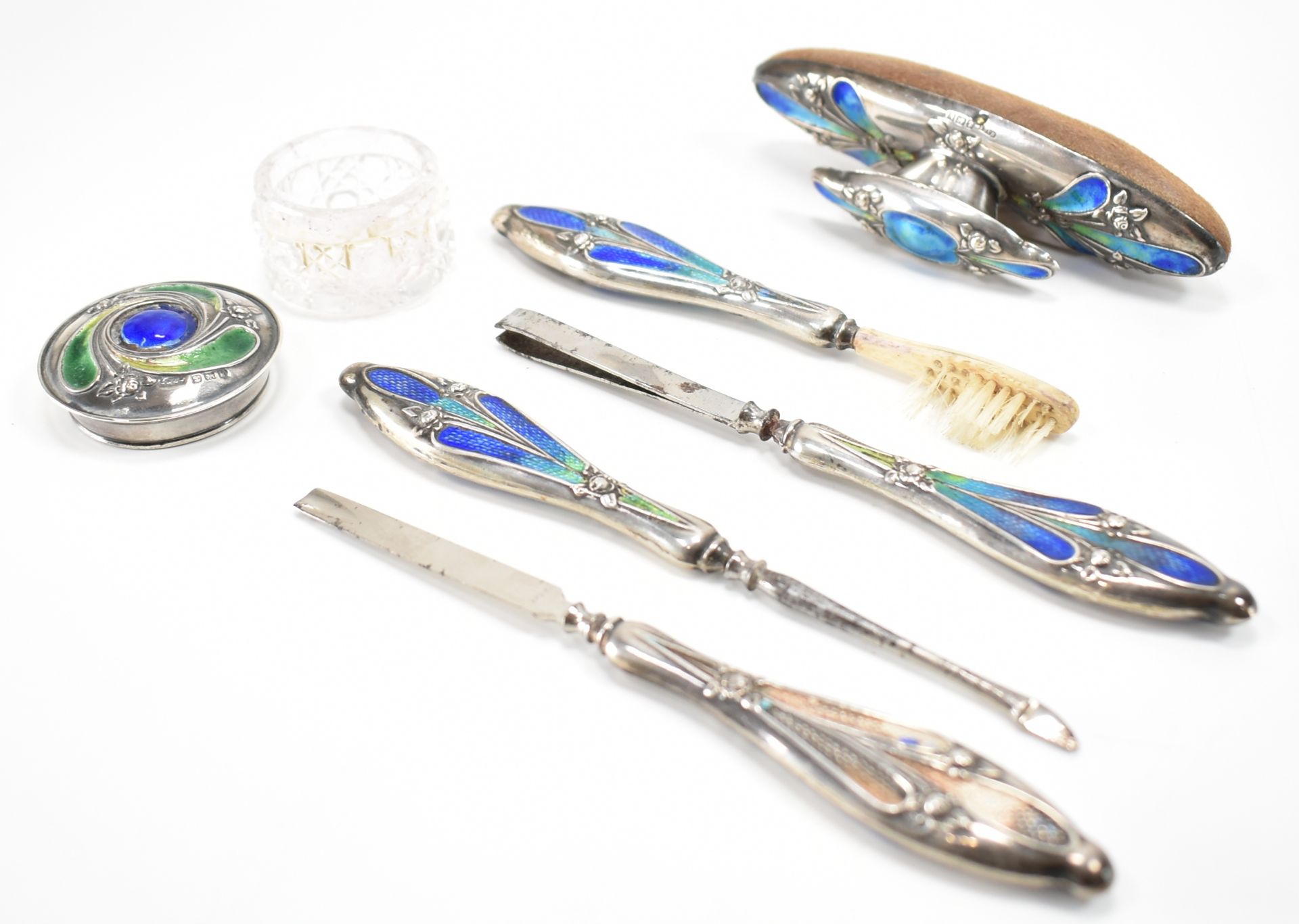 EDWARDIAN ANTIQUE SILVER & ENAMEL VANITY SET - Image 6 of 8