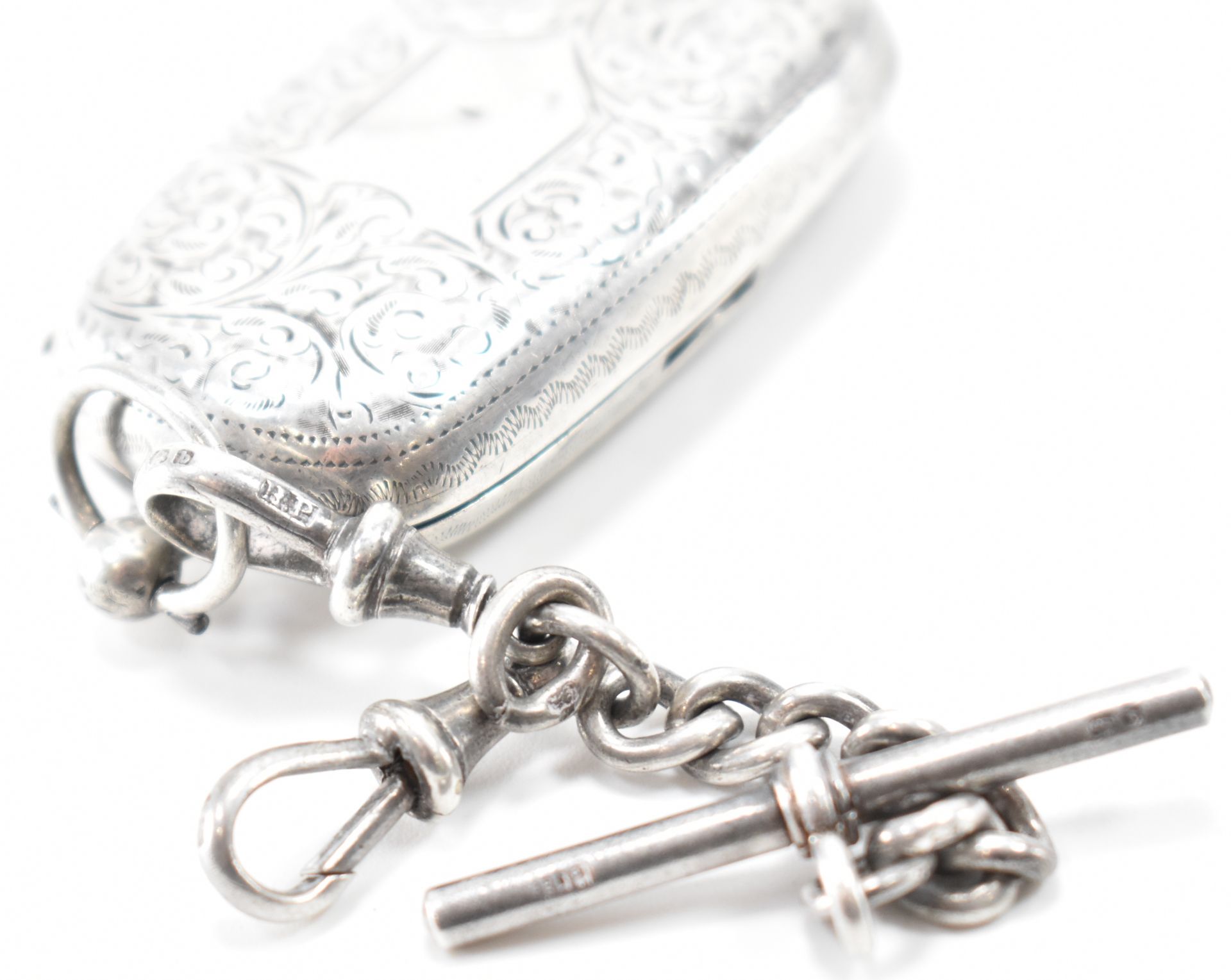 HALLMARKED SILVER SOVEREIGN CASE & FOB CHAIN - Image 5 of 5