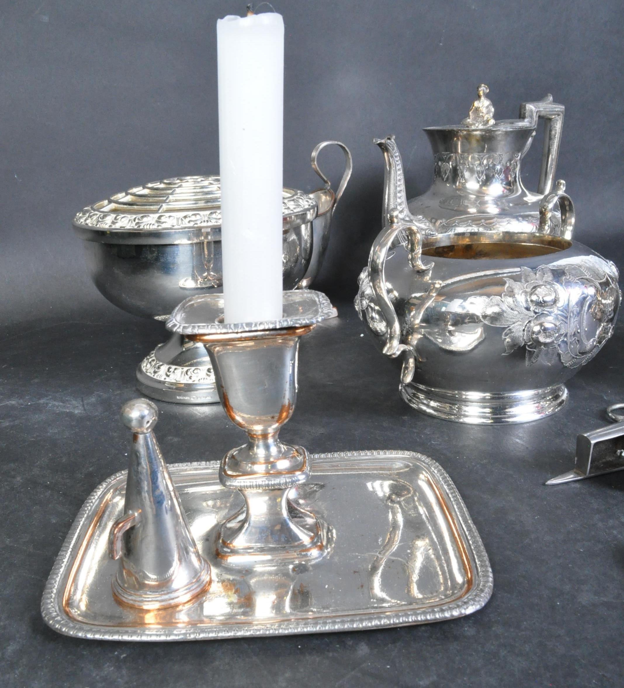 COLLECTION OF VINTAGE SILVER PLATED ITEMS - Bild 4 aus 7