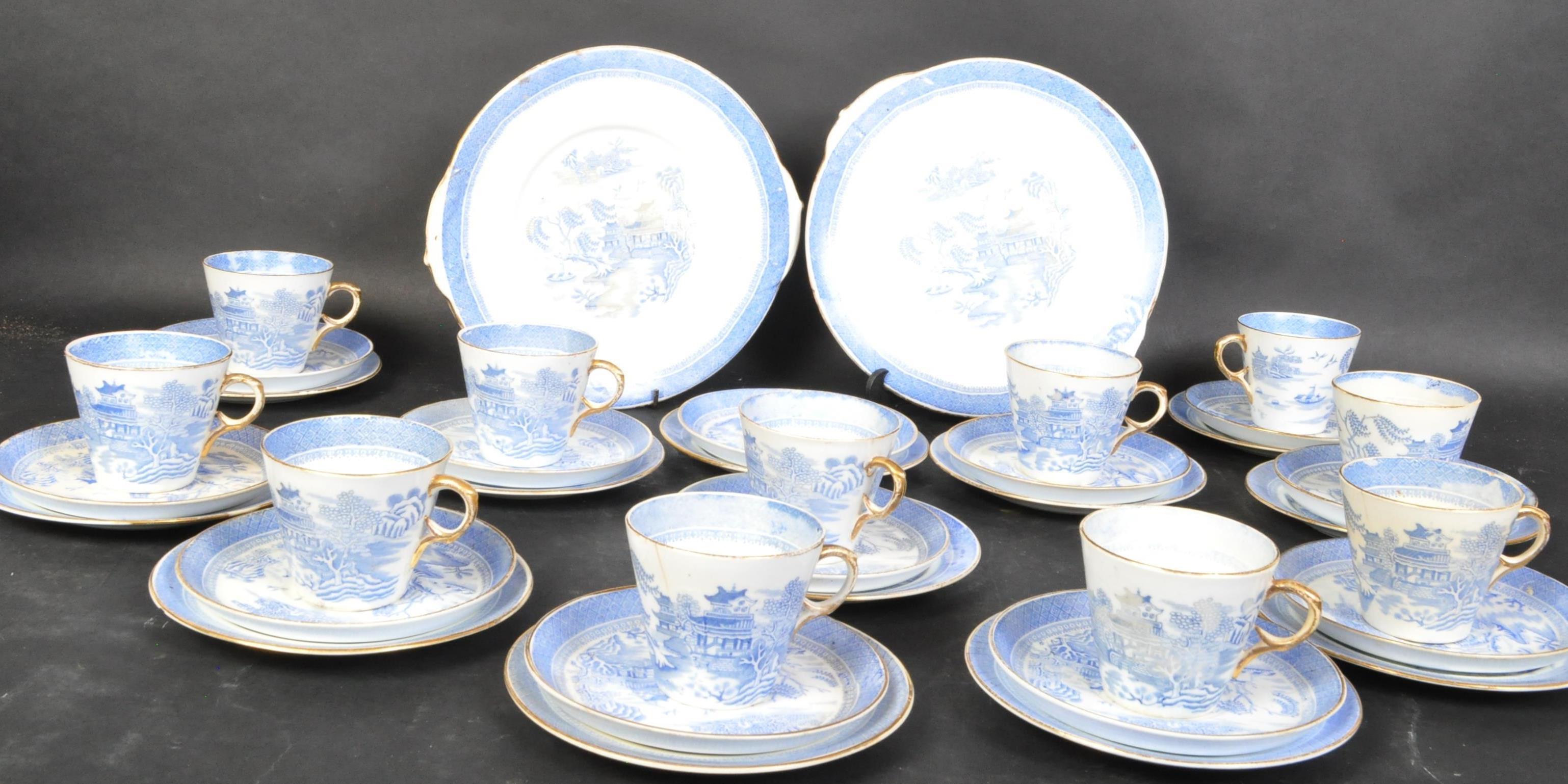 EARLY 20TH CENTURY BONE CHINA WILLOW TEA SERVICE - Image 4 of 7