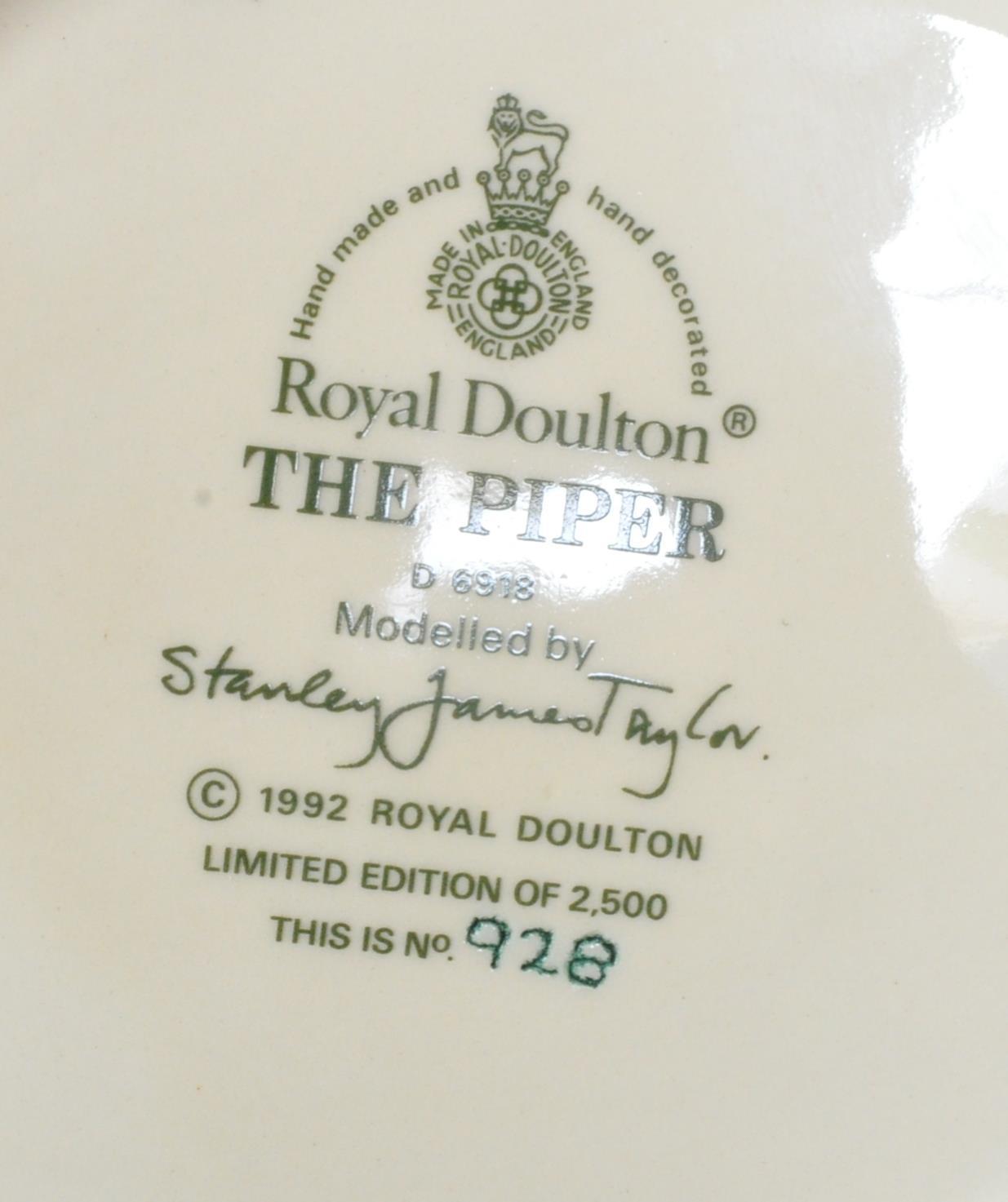 ROYAL DOULTON THE PIPER LIMITED EDITION CHARACTER JUG - Bild 4 aus 4