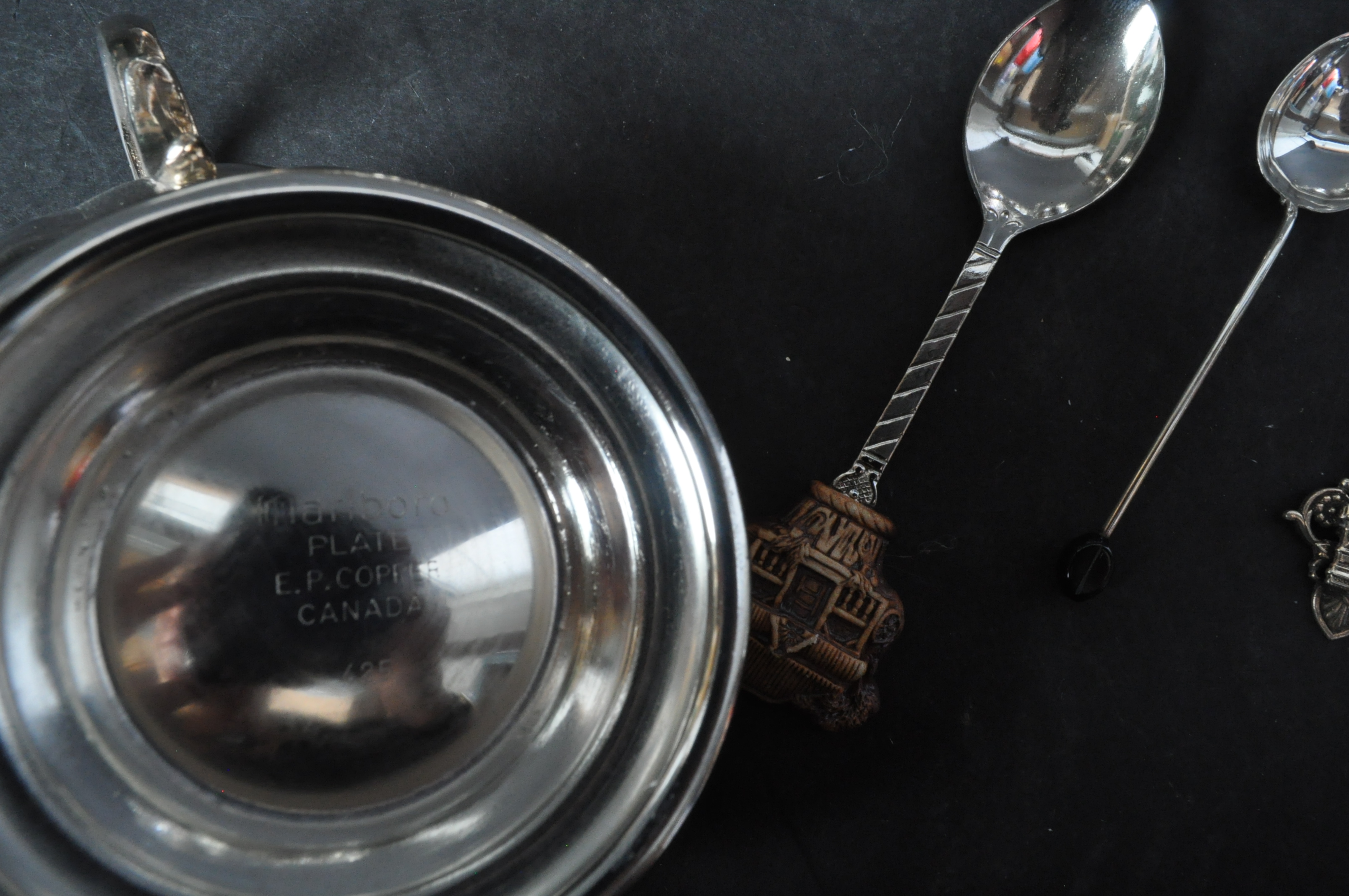 COLLECTION OF VINTAGE SILVER PLATED ITEMS - Bild 7 aus 7
