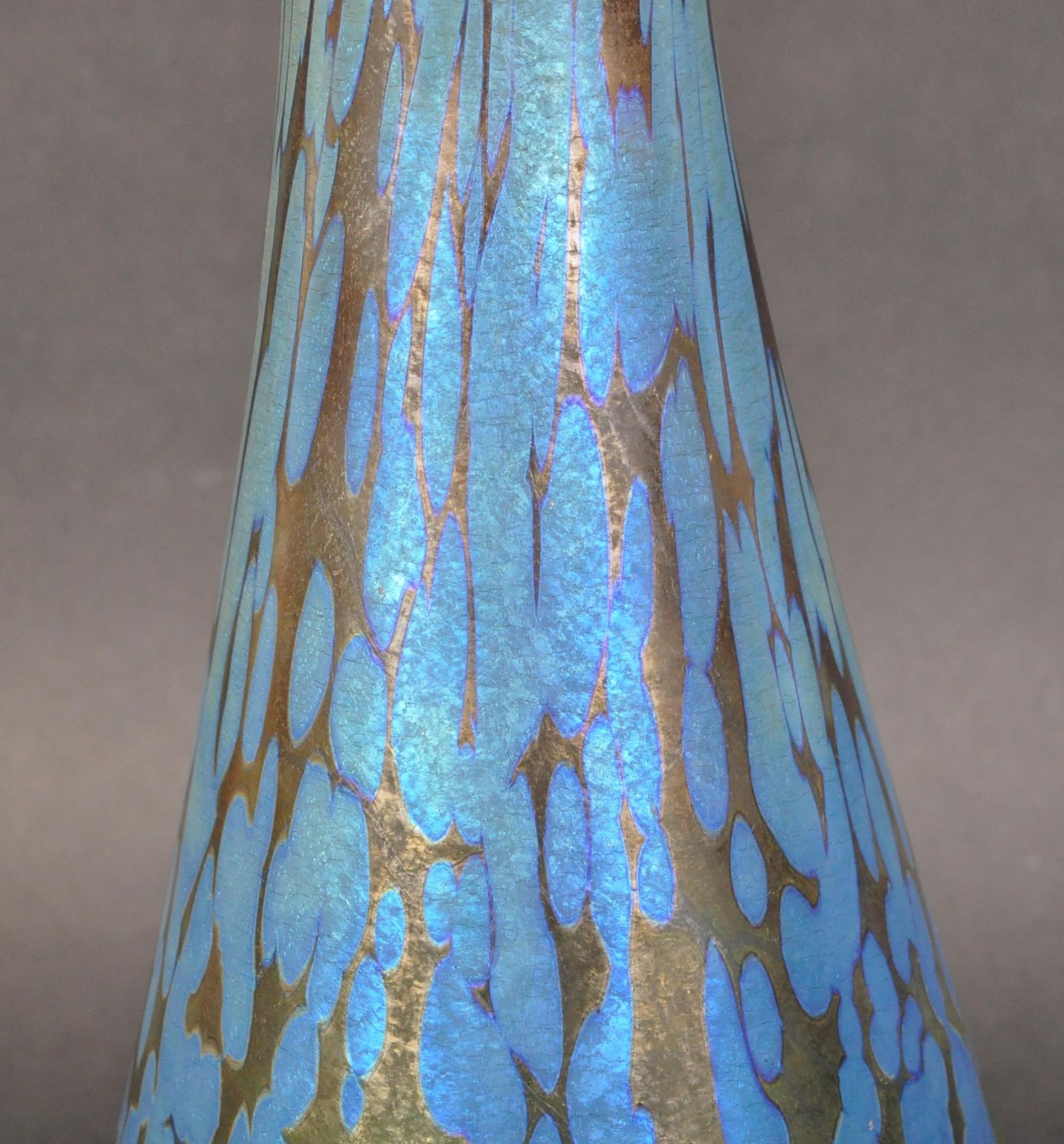 SIDDY LANGLEY STUDIO ART GLASS VASE - Image 3 of 5