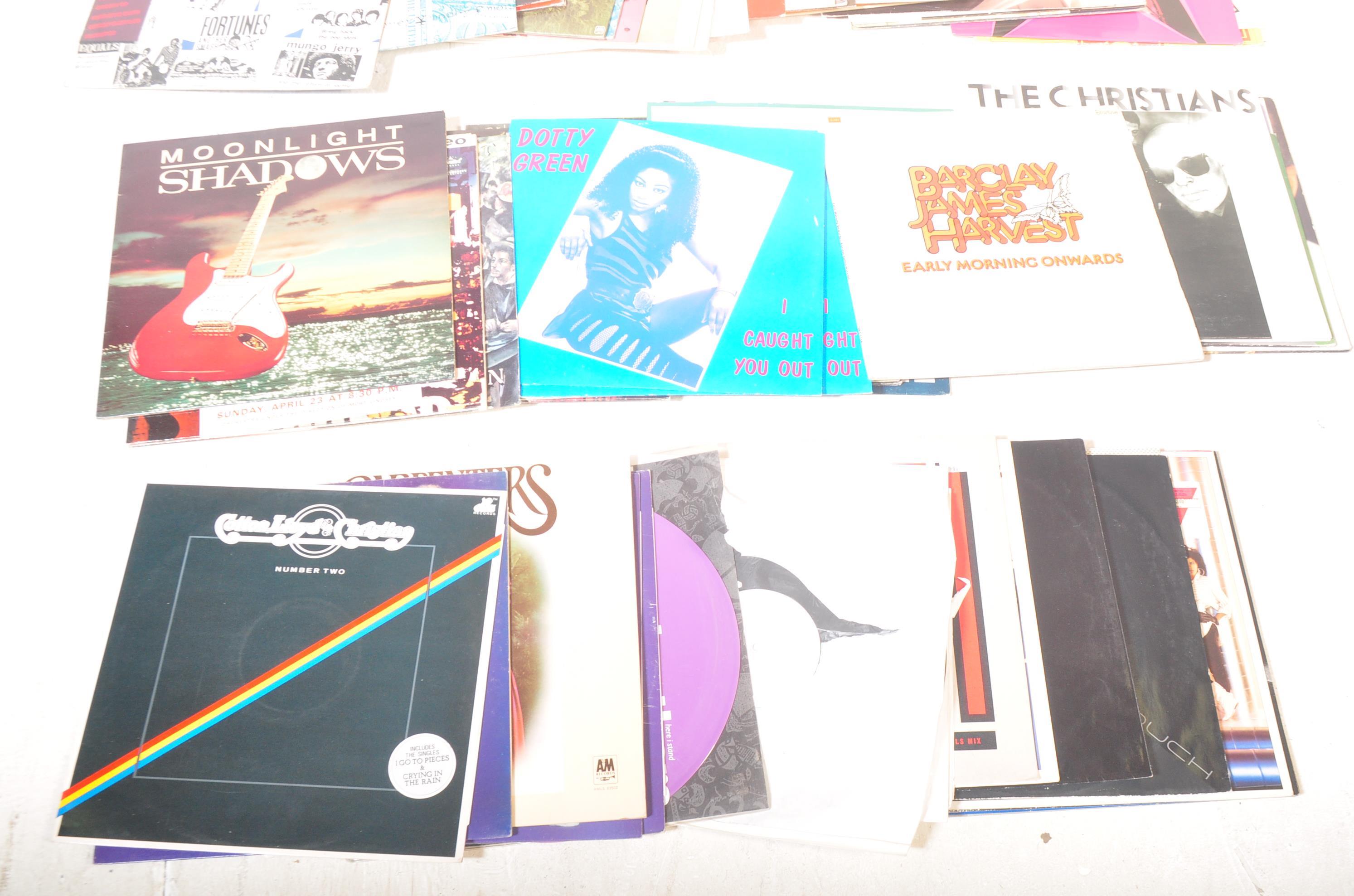 LARGE COLLECTION OF VINTAGE LP VINYL RECORDS - Bild 2 aus 5