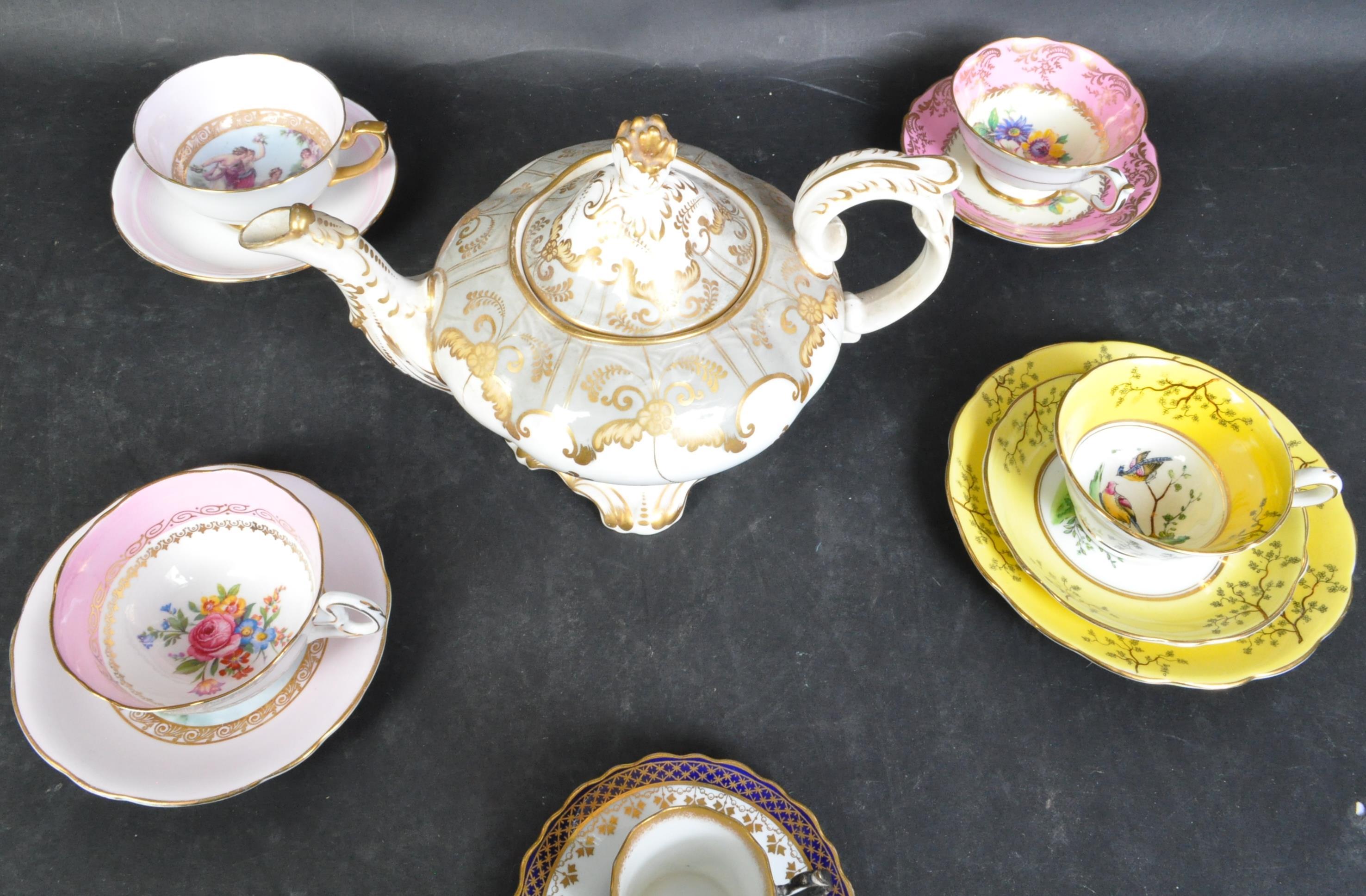 ASSORTMENT OF 19TH CENTURY & LATER TEACUPS & SAUCERS - Image 2 of 10