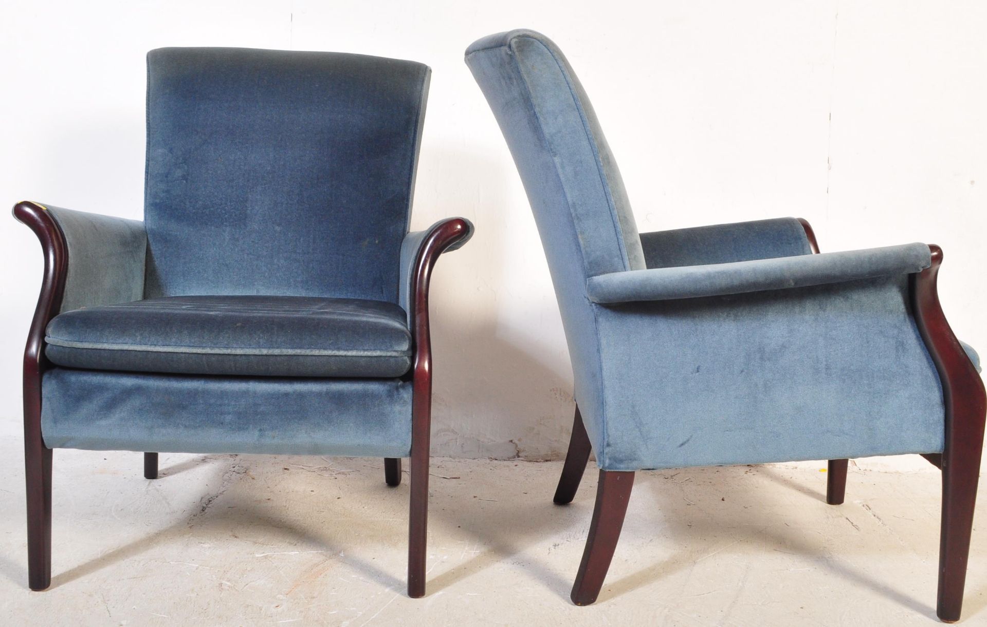PAIR OF VINTAGE 20TH CENTURY PARKER KNOLL EASY CHAIRS - Image 3 of 6