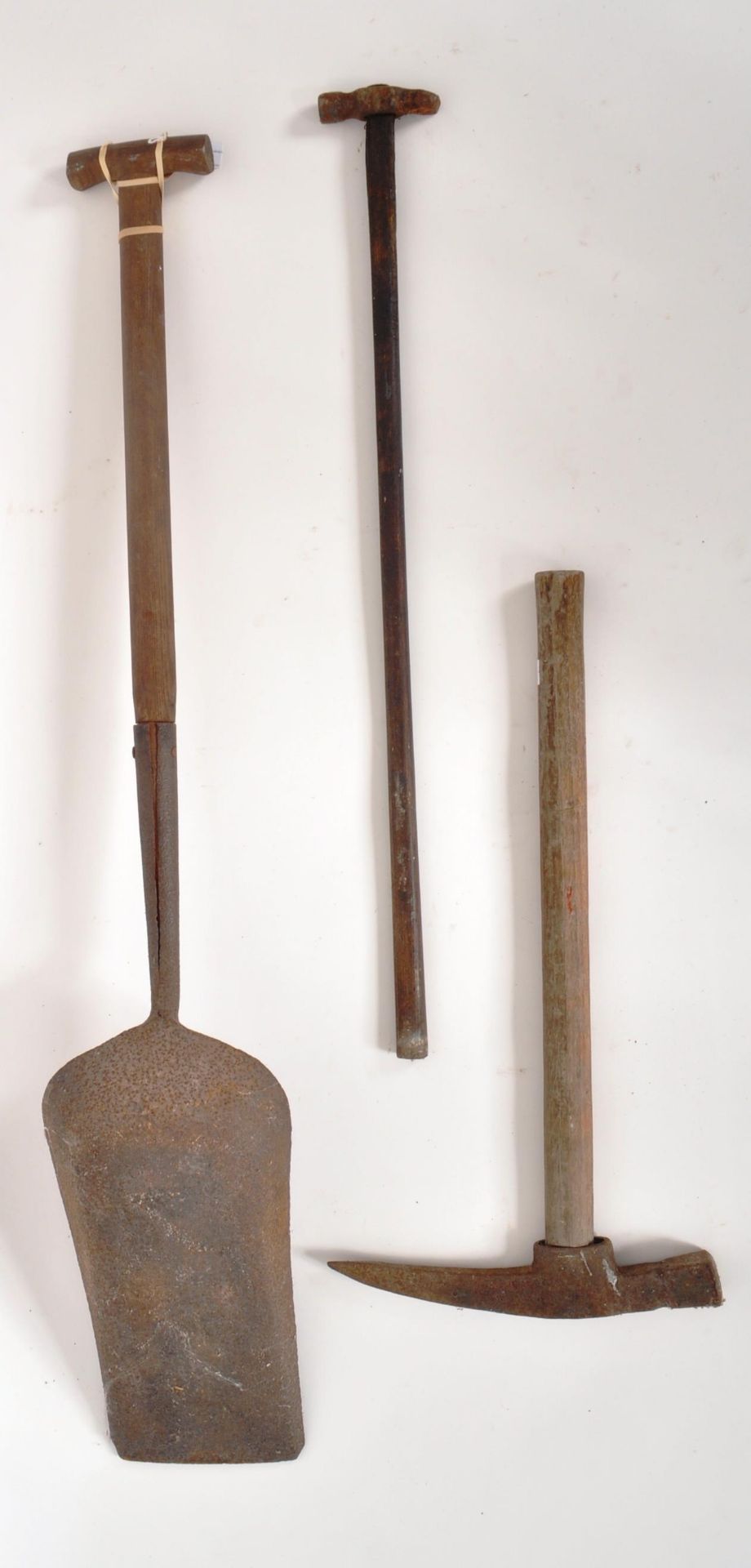 BRITISH RAILWAYS COAL SHOVEL, HAMMER PICK & BALL PIEN HAMMER - Bild 3 aus 6