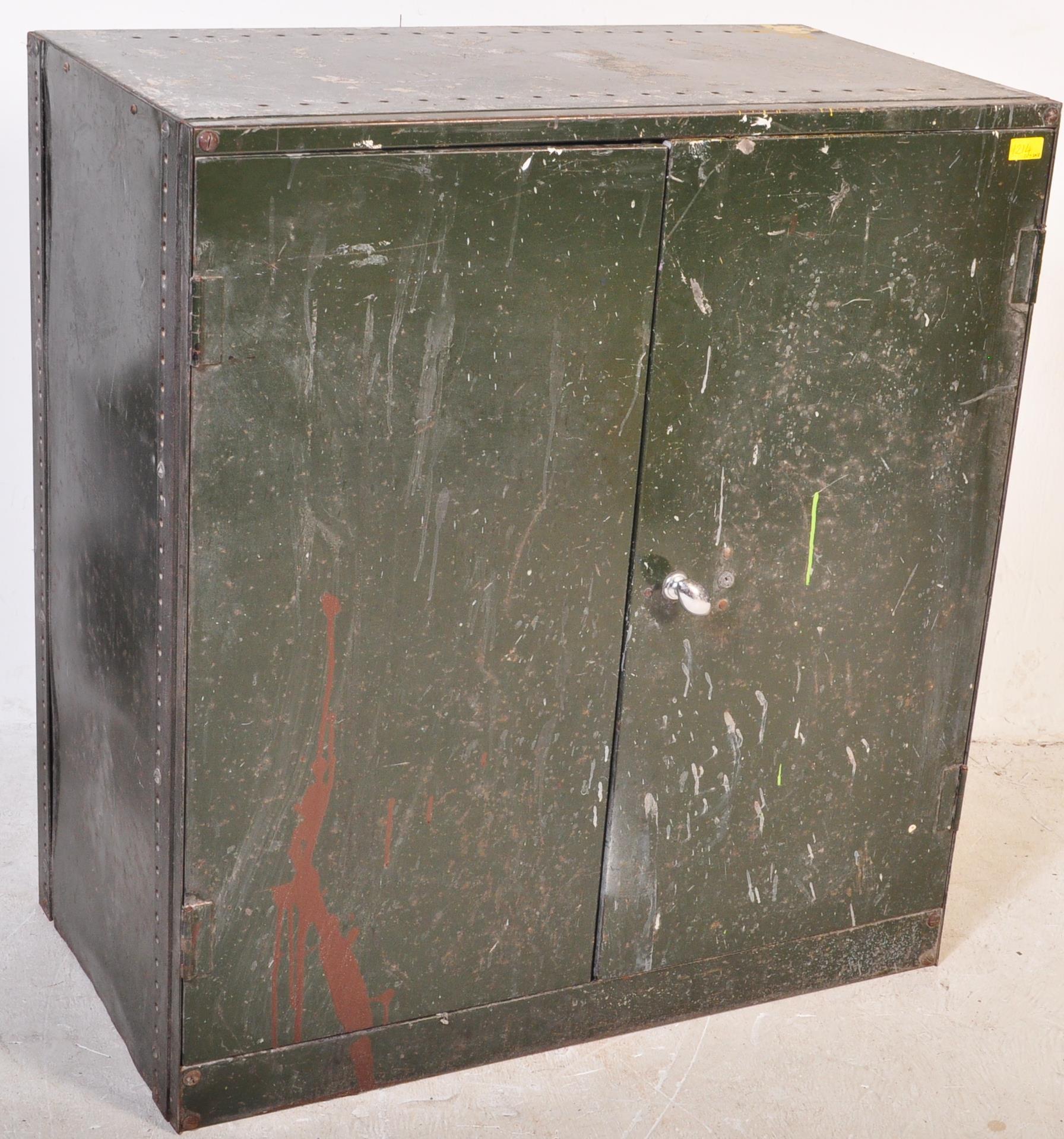 RETRO MID CENTURY GREEN INDUSTRIAL METAL CABINET - Image 2 of 5