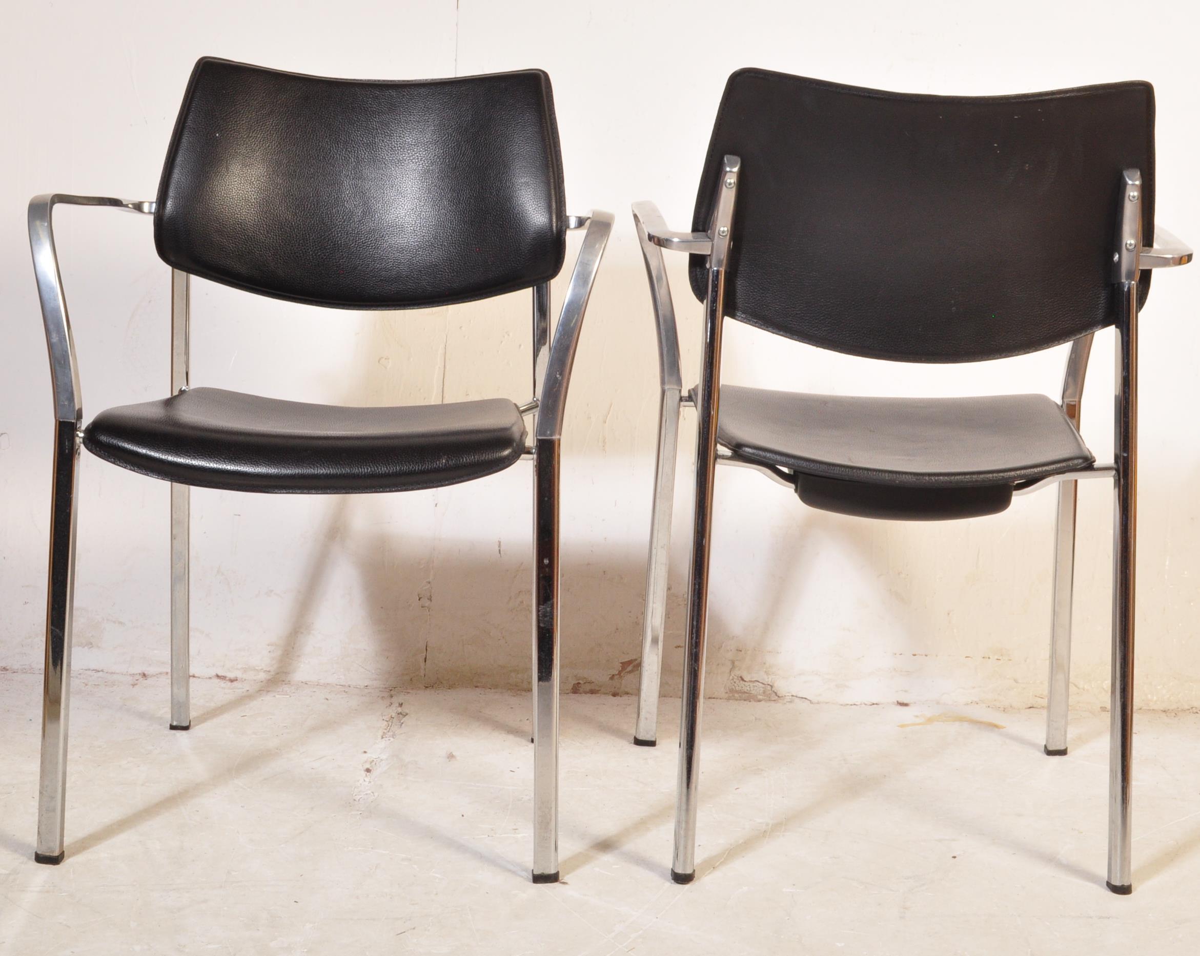 PAIR OF MID CENTURY BLACK LEATHERETTE & CHROME CHAIRS - Image 4 of 7