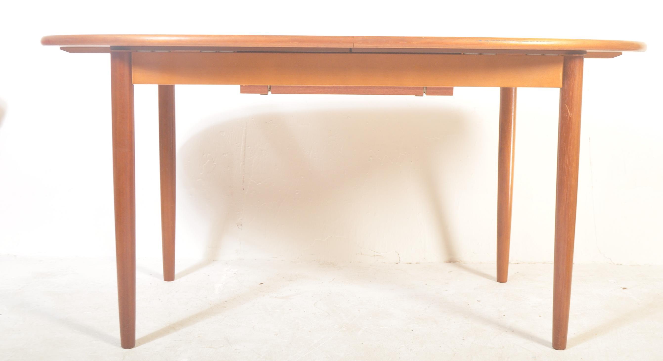 RETRO VINTAGE MID 20TH CENTURY TEAK EXTENDING TABLE