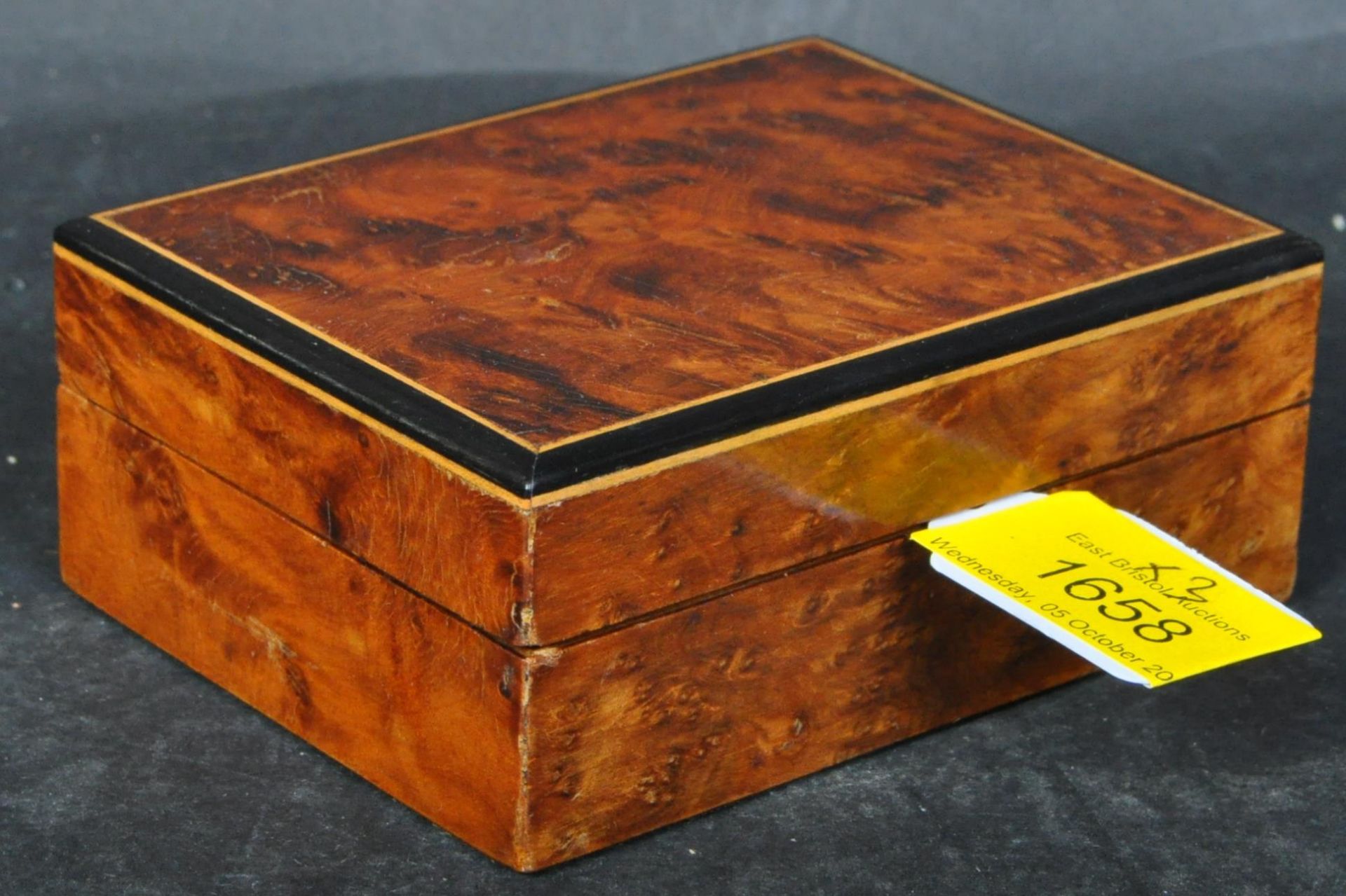 EARLY 20TH CENTURY BURR WALNUT SARCOPHOGUS CASKET - Image 7 of 10