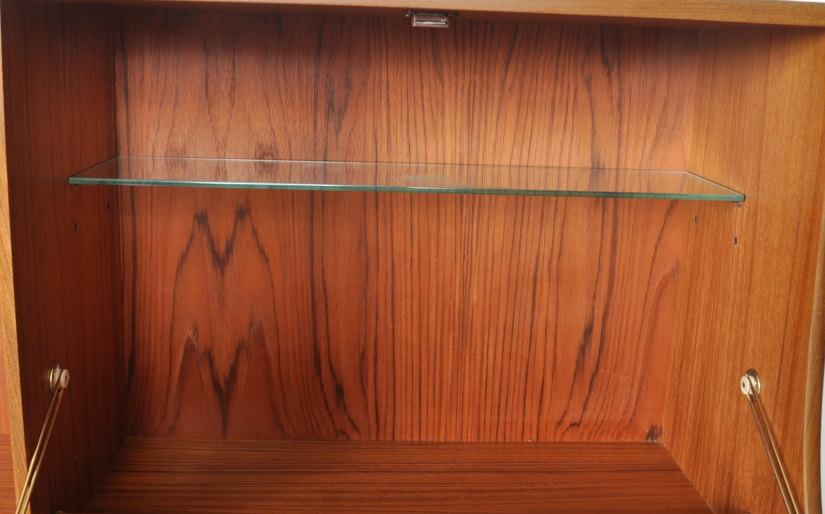 VICTOR B WILKINS - G PLAN - FRESCO - 1960'S TEAK HIGHBOARD - Image 2 of 4