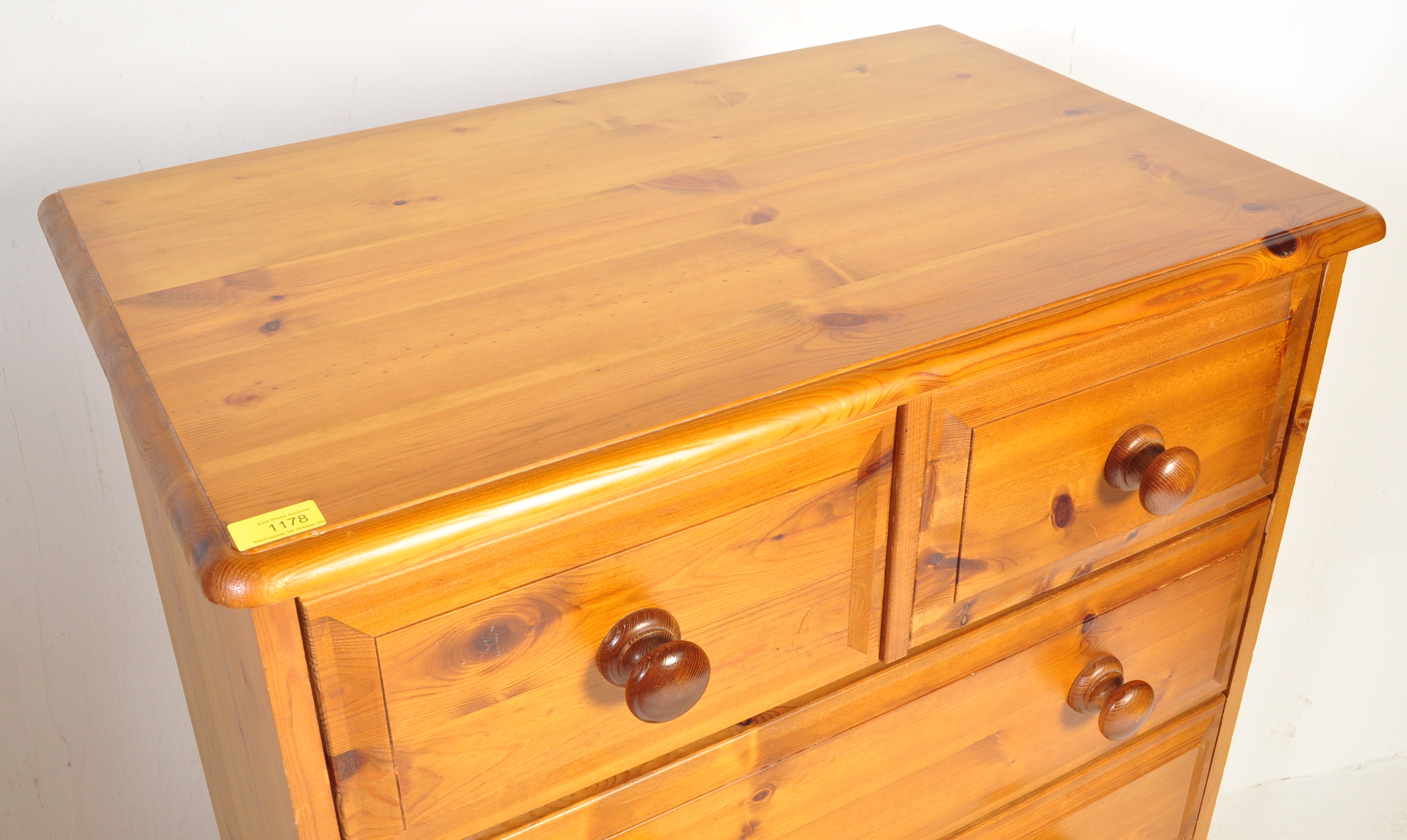 20TH CENTURY PINE CHEST OF DRAWERS - Image 4 of 5