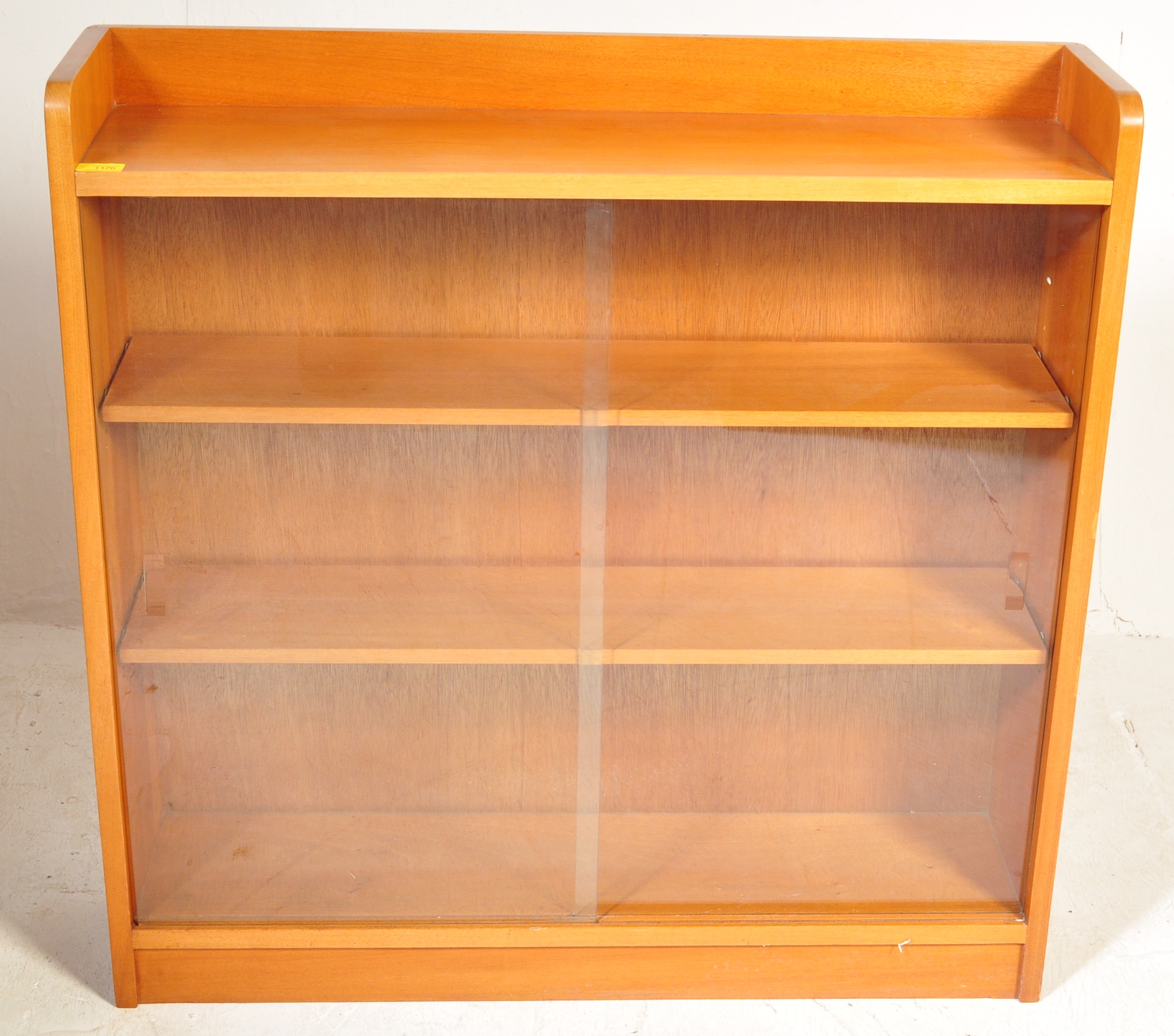 MID CENTURY TEAK GLAZED DISPLAY CABINET - Image 2 of 5