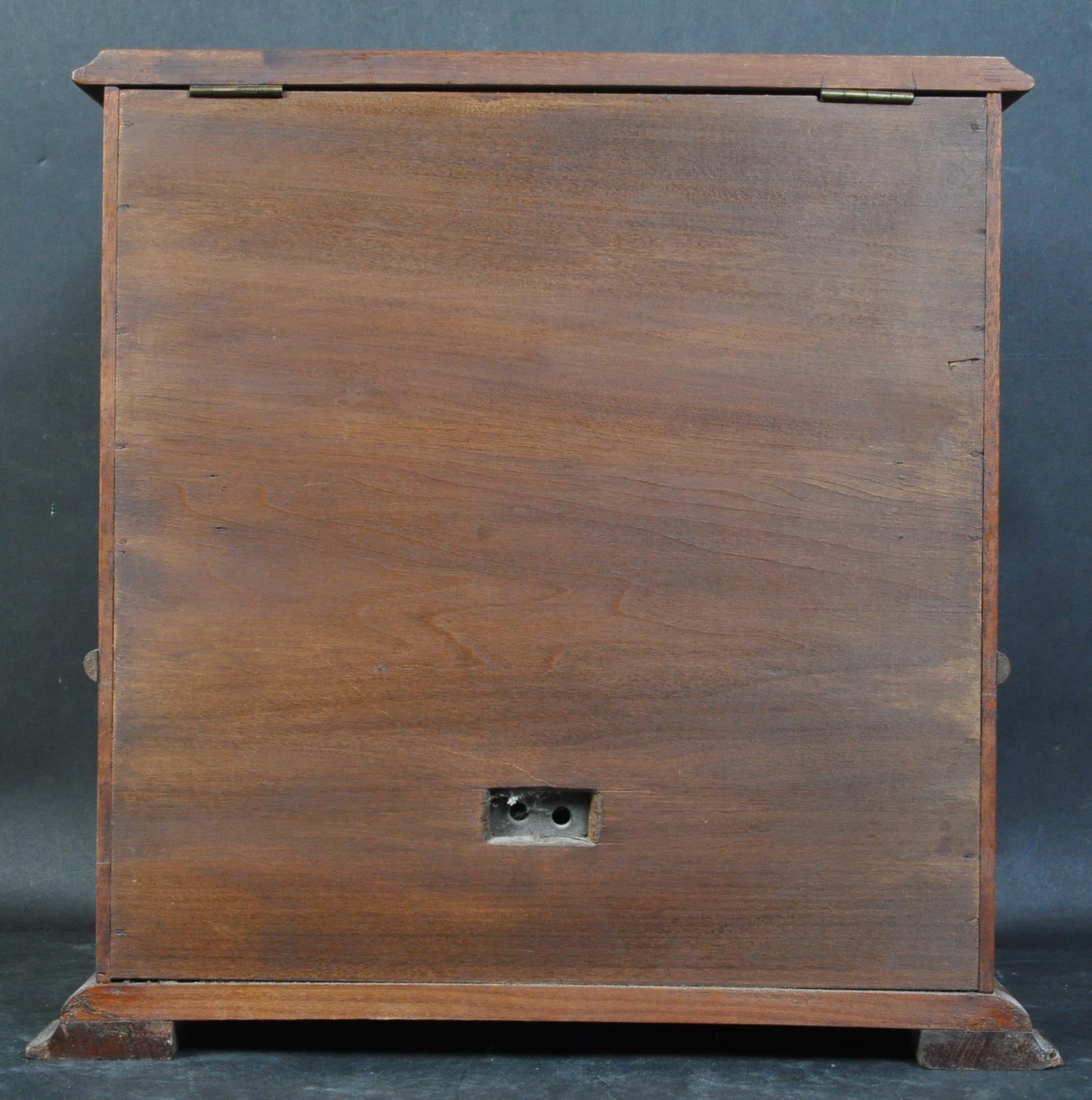 VINTAGE RETRO 1940S WOODEN RADIO BOX / MUSICAL CABINET - Image 10 of 10