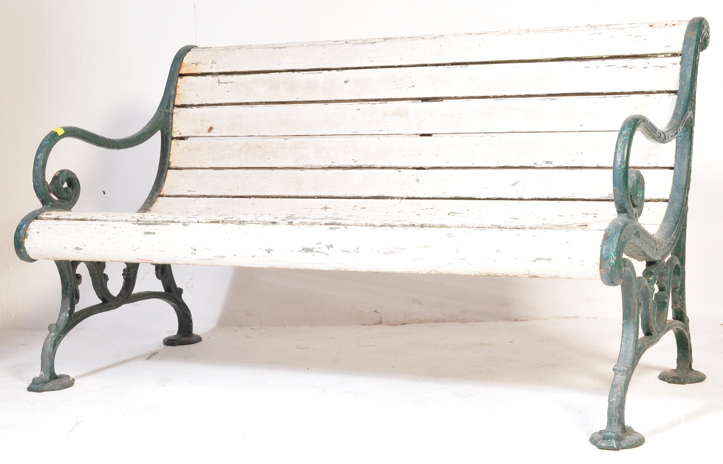 20TH CENTURY WOODEN & IRON GARDEN BENCH