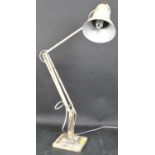 HERBERT TERRY - THE ANGLEPOISE LAMP