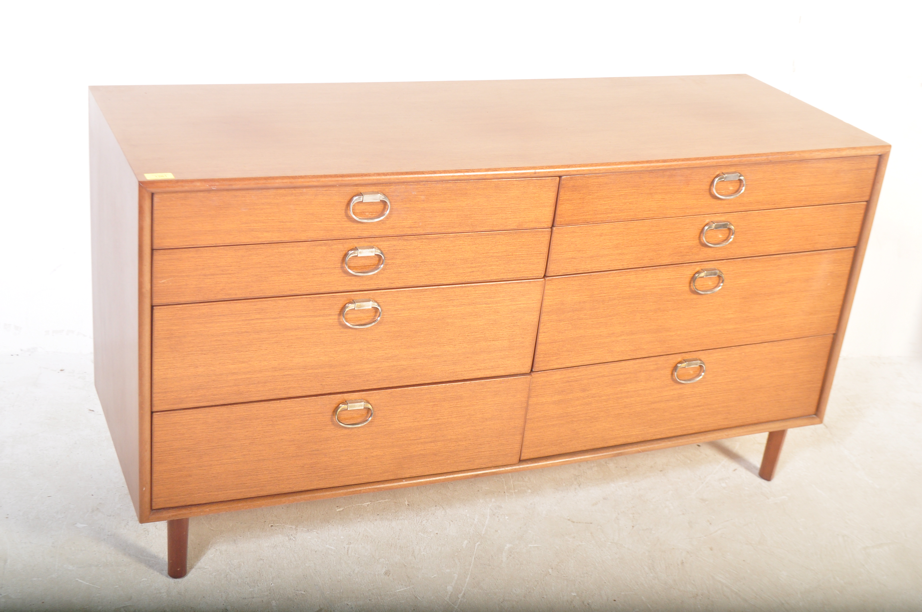 BRITISH MODERN DESIGN - MEREDEW DOUBLE CHEST OF DRAWERS - Bild 2 aus 6