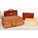 ASSORTMENT OF RETRO VINTAGE TRAVEL WARE