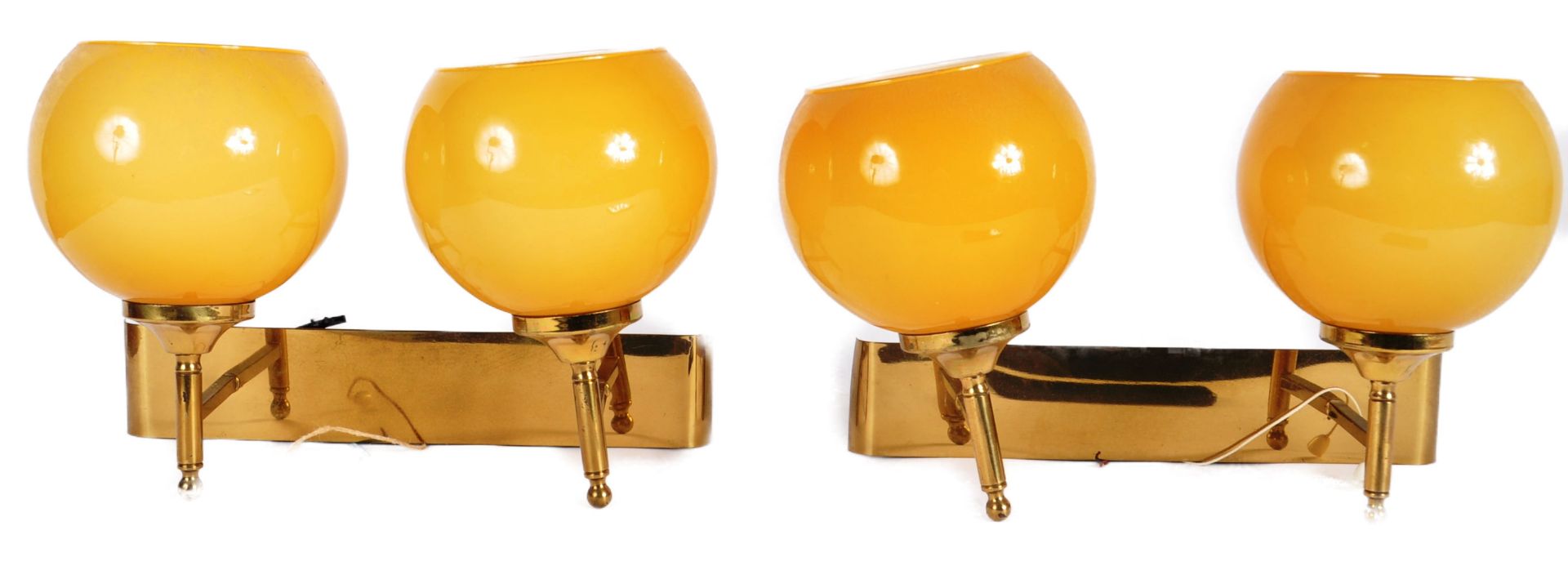 RETRO MID CENTURY BRASS AND GLOBE GLASS CEILING LIGHT - Bild 6 aus 9