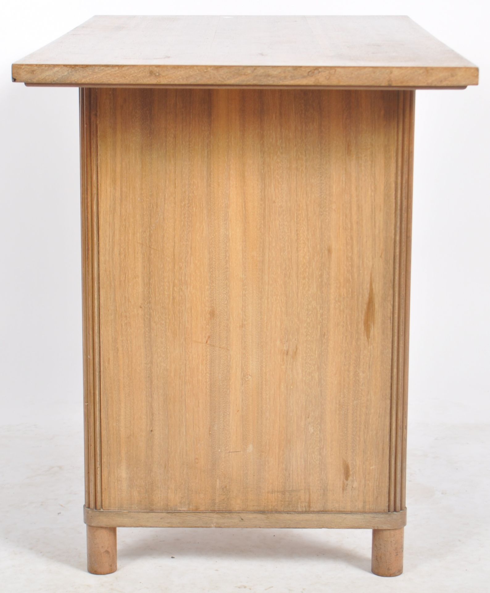 MATCHING PAIR OF WALNUT ART DECO SIDE LAMP TABLES - Image 6 of 6