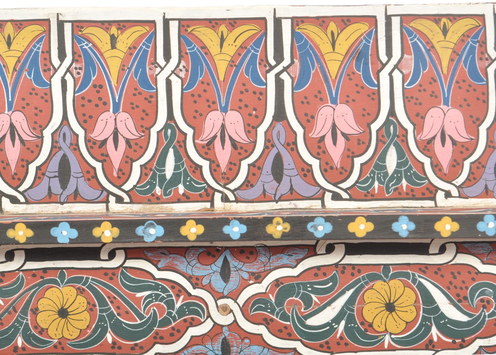 TWO 20TH CENTURY HAND PAINTED AND CARVED SHELVES - Image 4 of 12