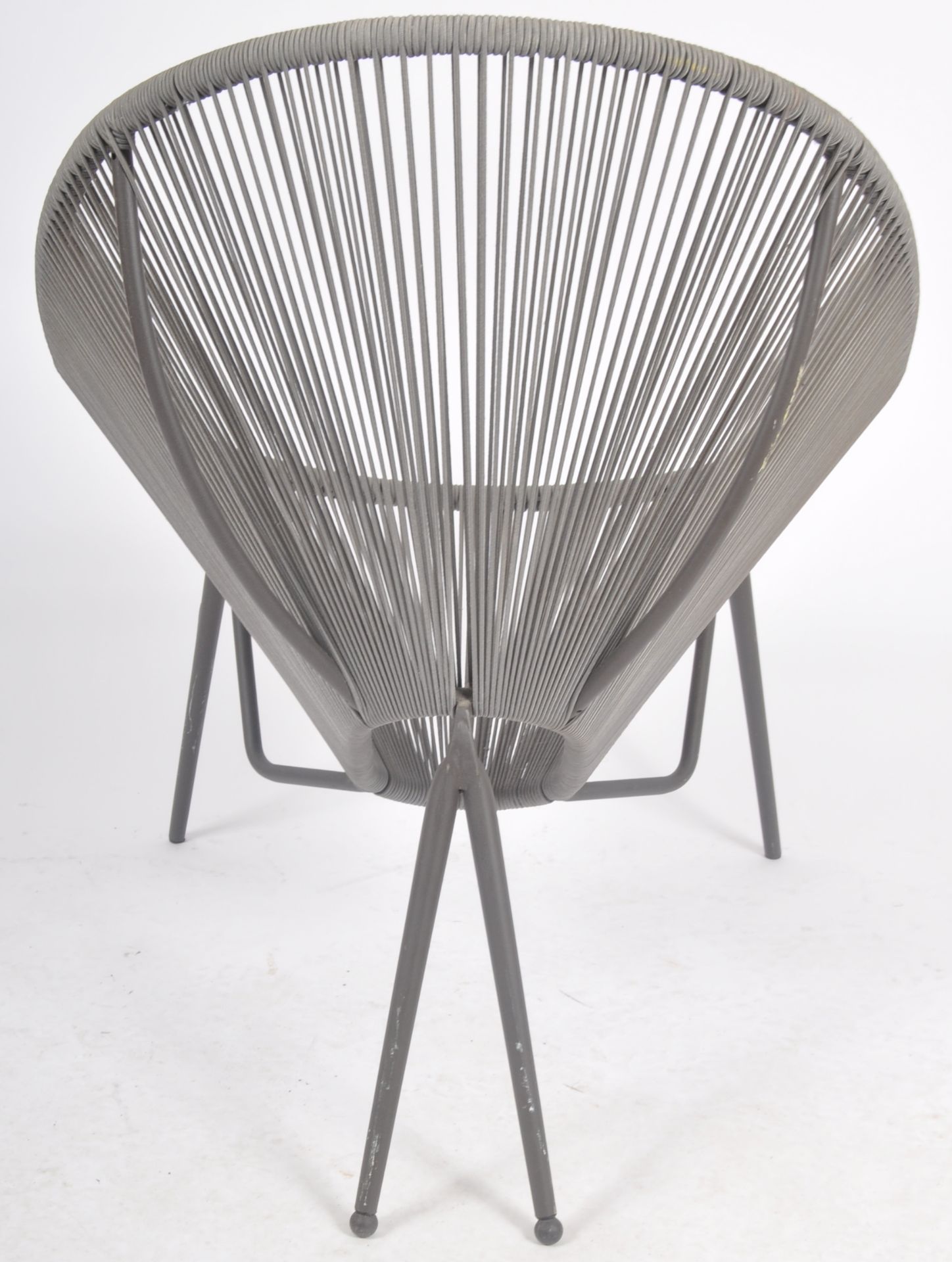 CONTEMPORARY DESIGNER EGG CHAIR / LOUNGE CHAIR - Image 6 of 7