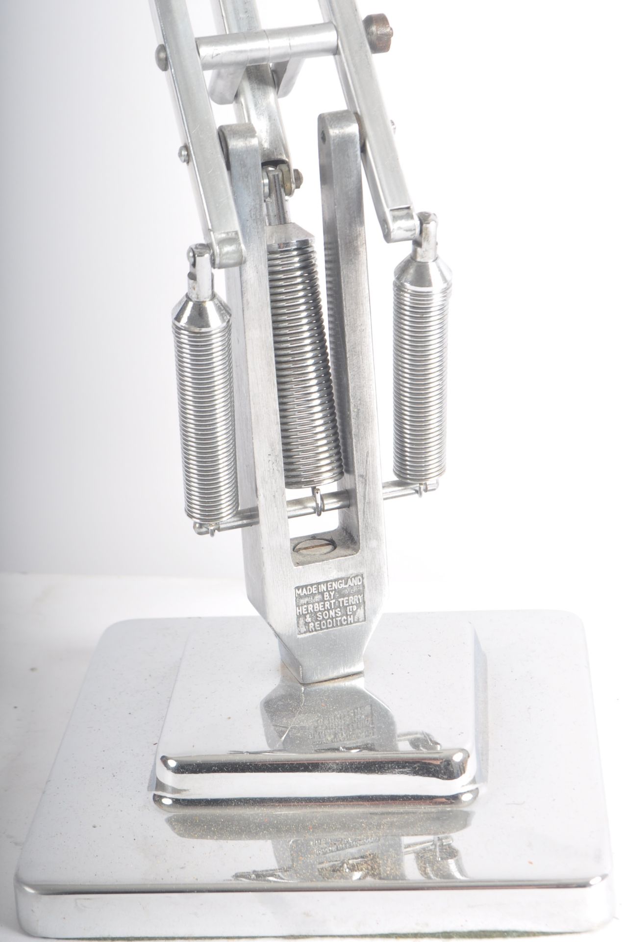 HERBERT TERRY - MODEL 1227 - ANGLEPOISE DESK LAMP - Image 2 of 6