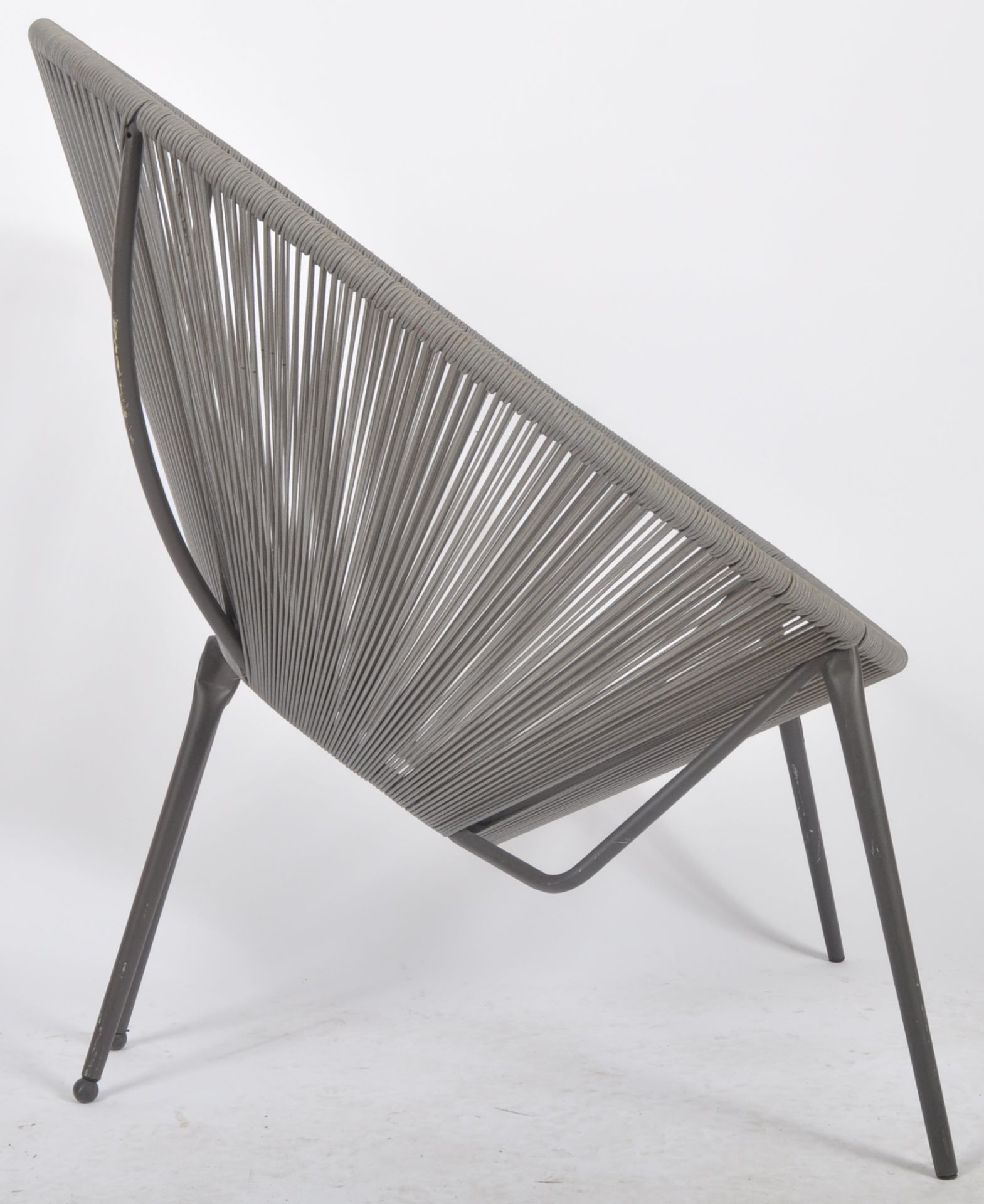 CONTEMPORARY DESIGNER EGG CHAIR / LOUNGE CHAIR - Image 5 of 7