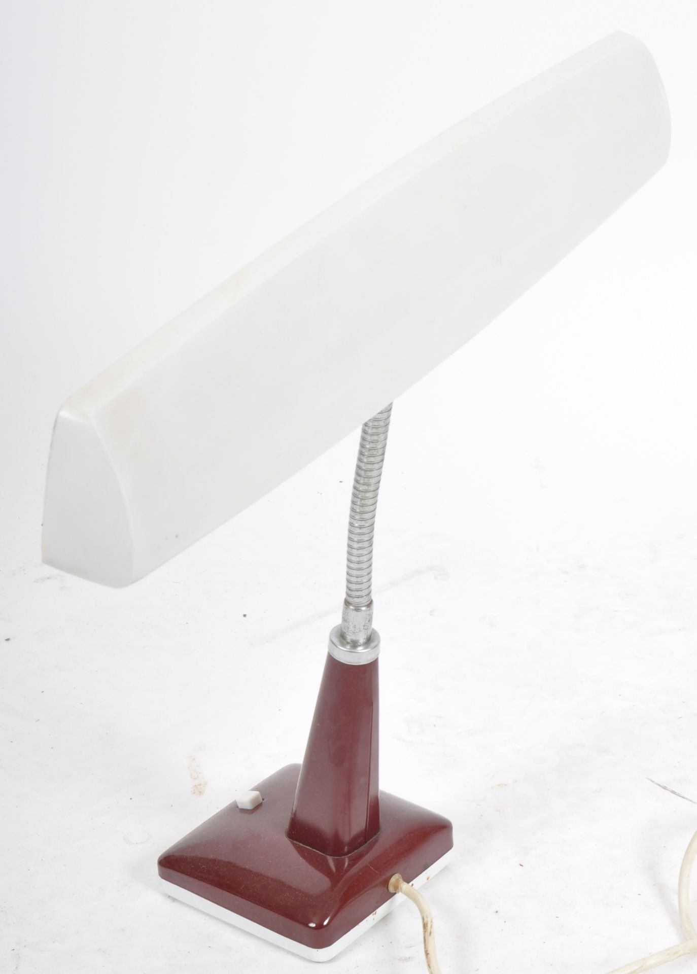 PIFCO - MODEL 993 - DESIGNER ADJUSTABLE DESK LAMP - Image 6 of 6