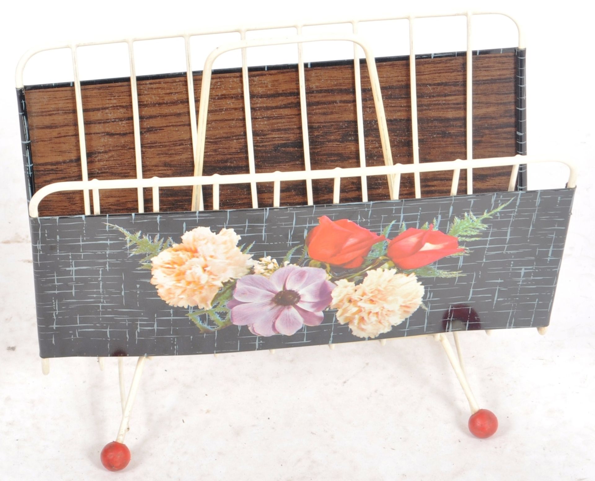 VINTAGE MID CENTURY 1950s MAGAZINE RACK WITH PAINTED PANELS - Image 2 of 4