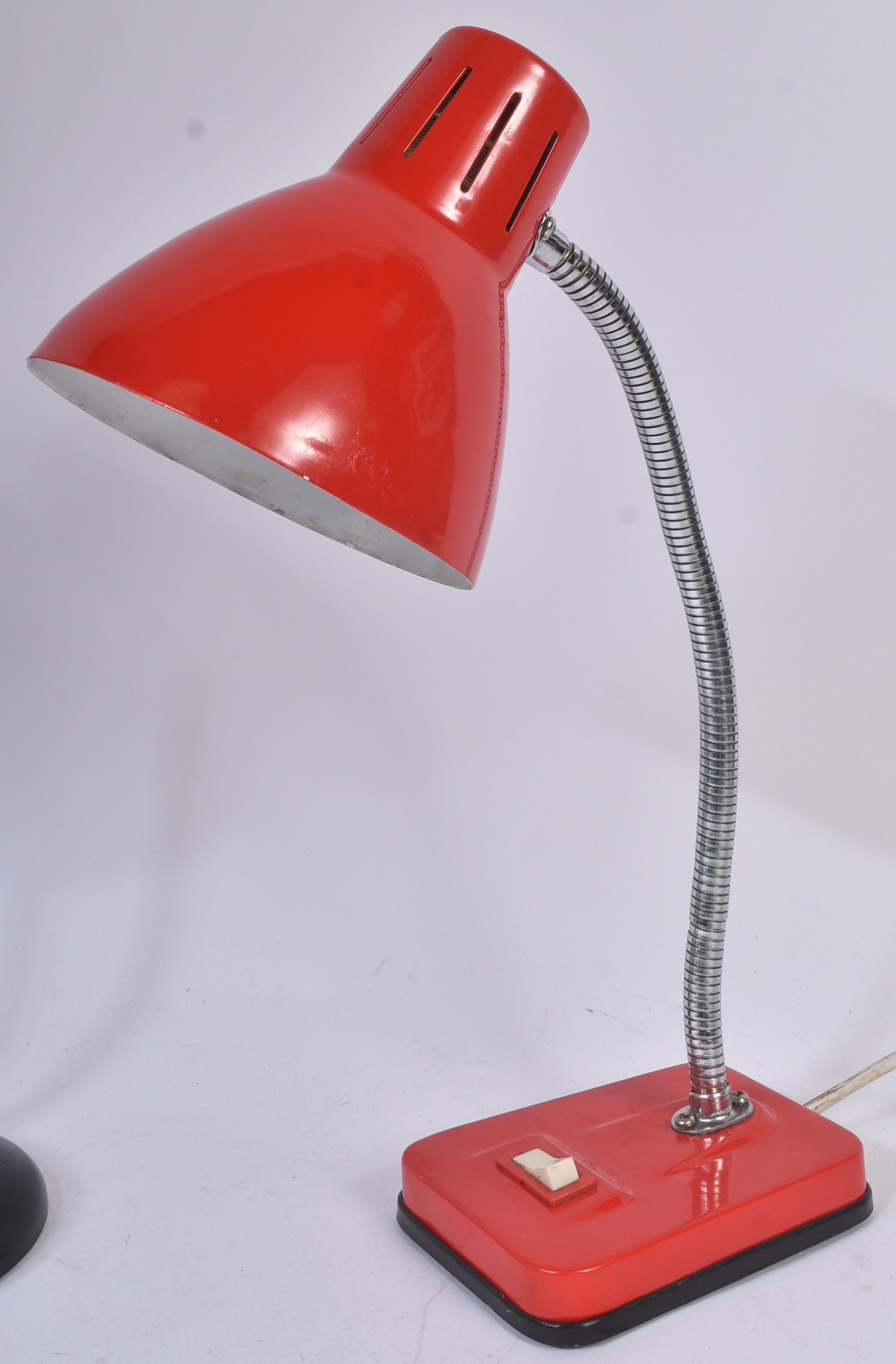 TWO RETRO VINTAGE DESK LAMP LIGHTS - Image 2 of 8